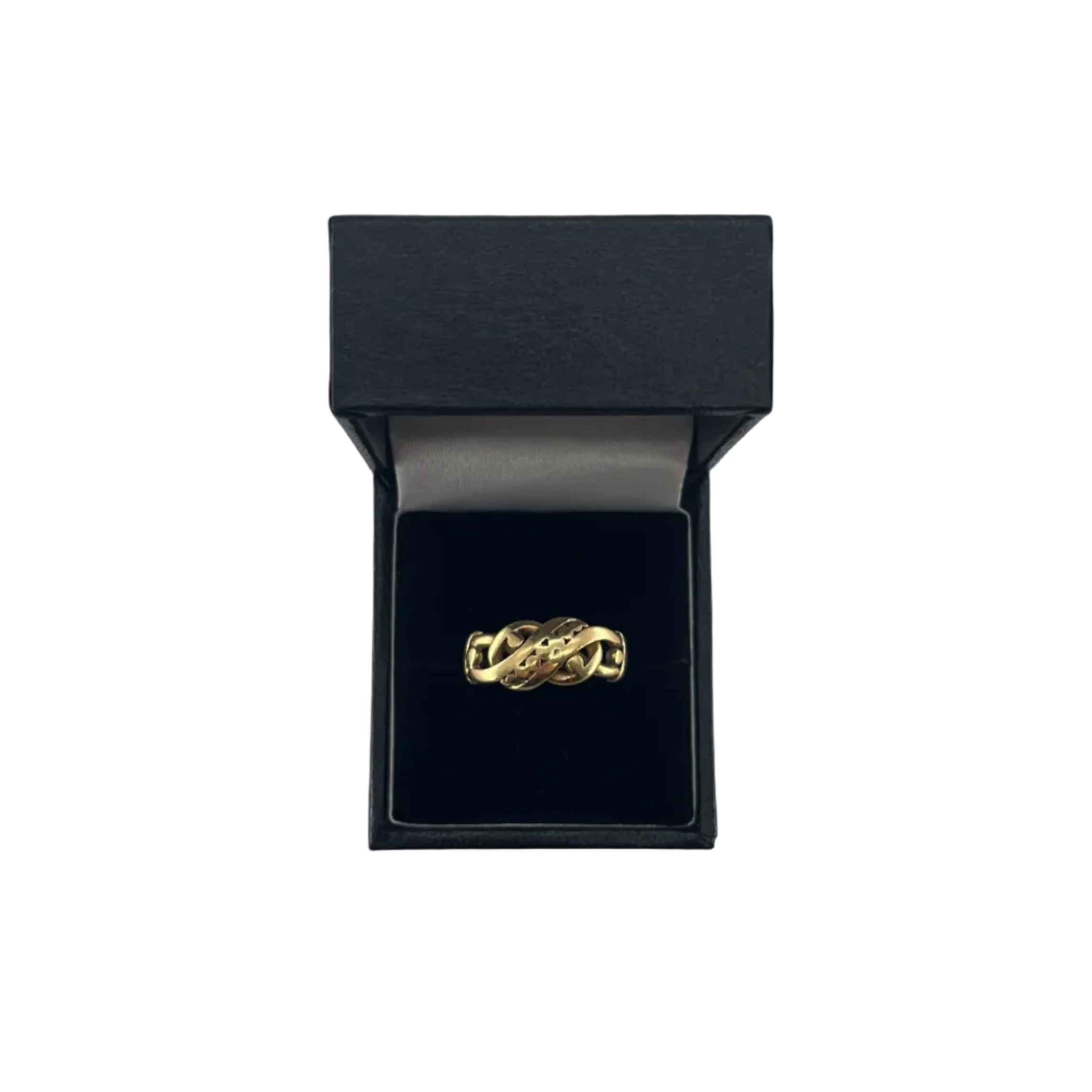 18ct Knot Ring Carat: 18ct Gold Colour: Yellow Gold Size: Q 1/2 Weight: 7.51g
