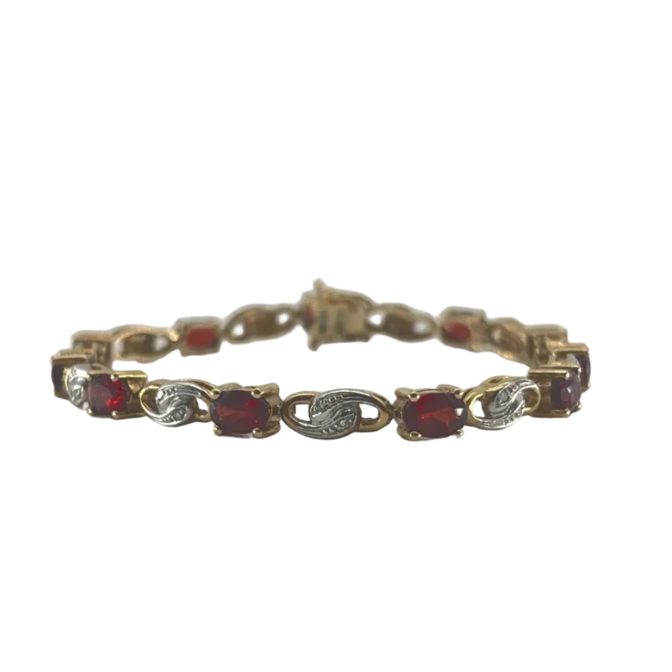 9ct Diamond & Garnet Bracelet 7.6" Carat: 9ct Gold Colour: Yellow Gold Width: 3mm Length: 7.6" Stones: Diamond & Garnets