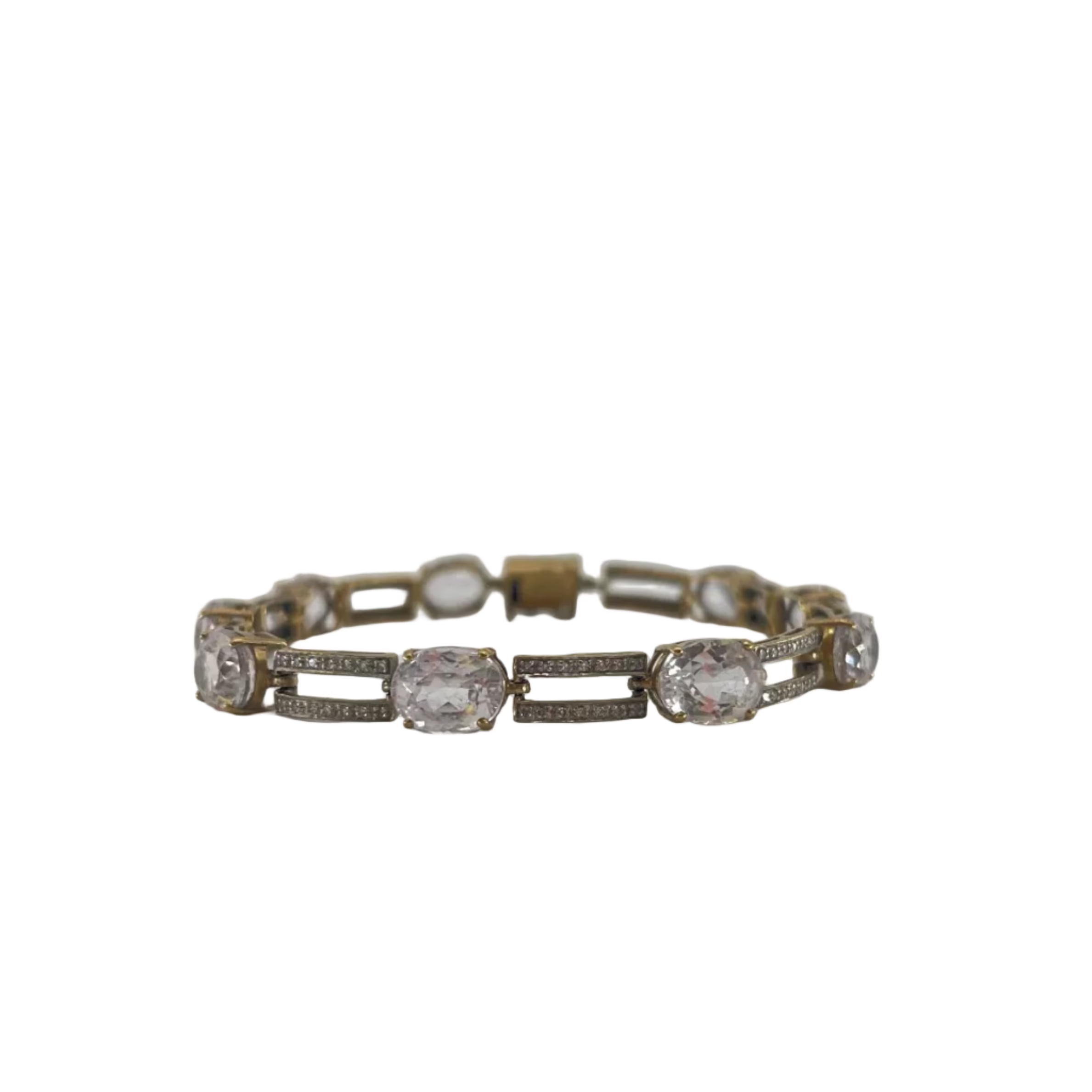 9ct Gate Link Quartz Bracelet 8" Carat: 9ct Gold Colour: Yellow Gold Width: 5mm Length: 8" Weight: 12.59g
