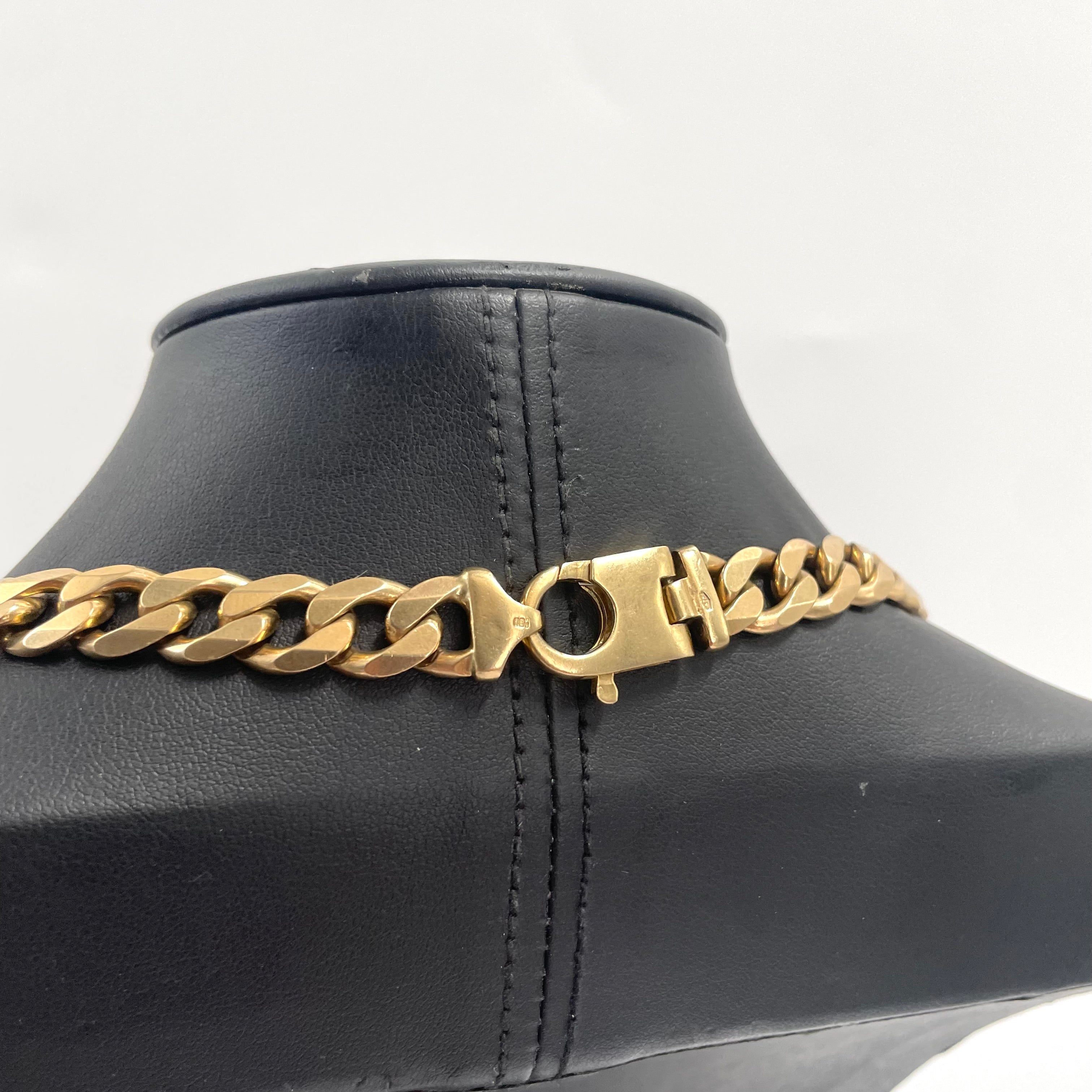9ct Gold Heavy Curb Link Chain Necklace 21" 10MM