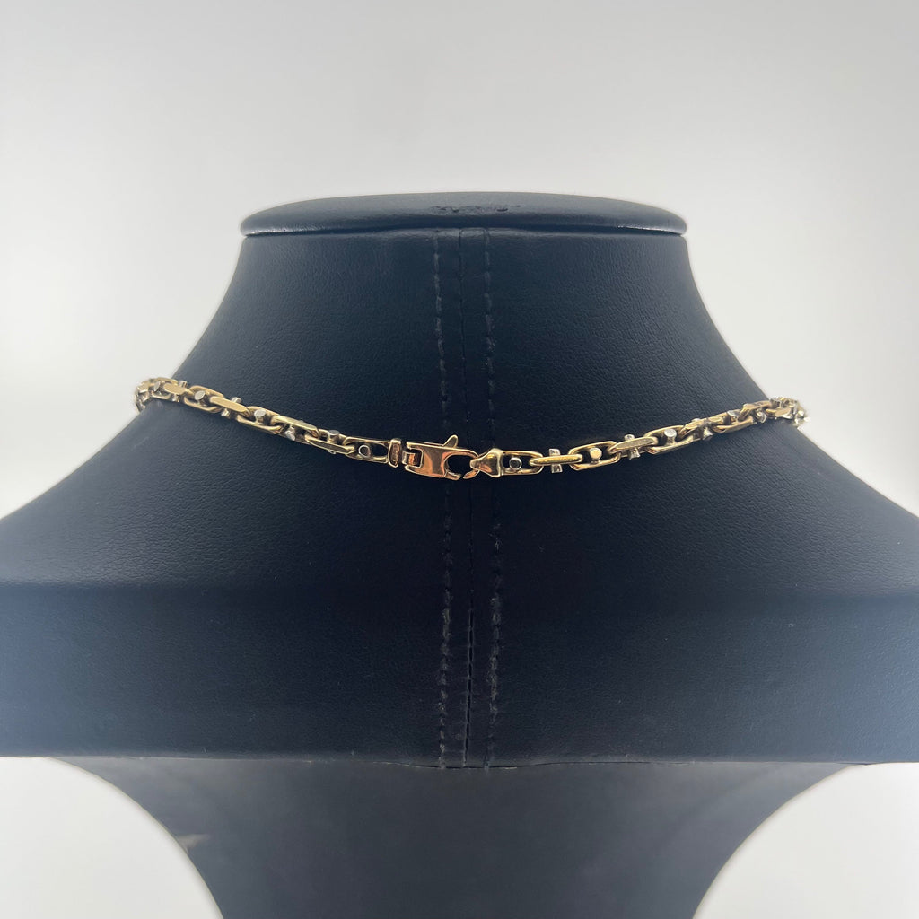 9ct Unique Link Chain 18" Carat: 9ct Colour: Yellow Gold Style: Unique Length: 18" Width: 4mm Weight: 23.7g