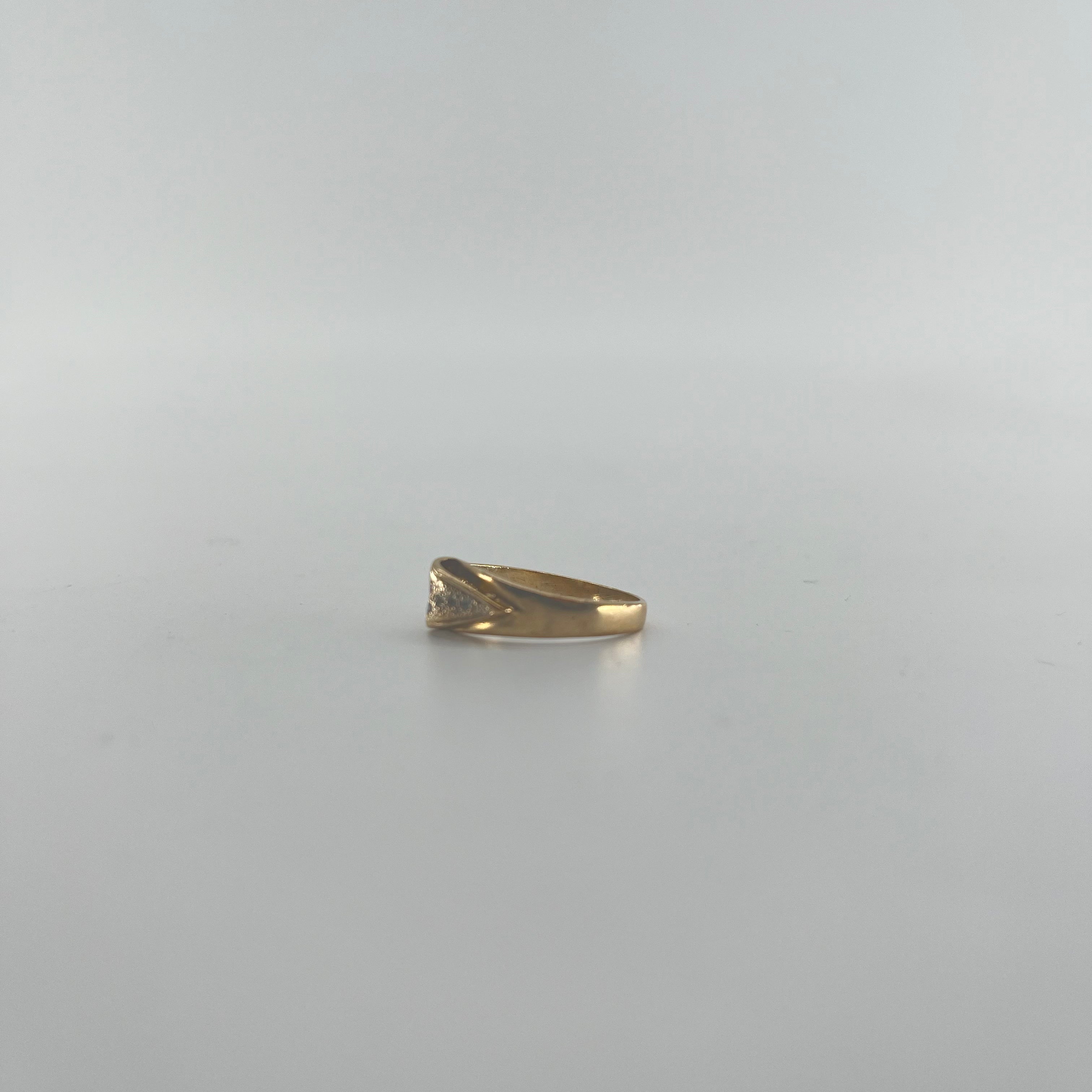 9ct Vintage Diamond Cluster Ring Carat: 9ct Gold Colour: Yellow Gold Size: N Stones: Small Diamonds Weight: 1.99g