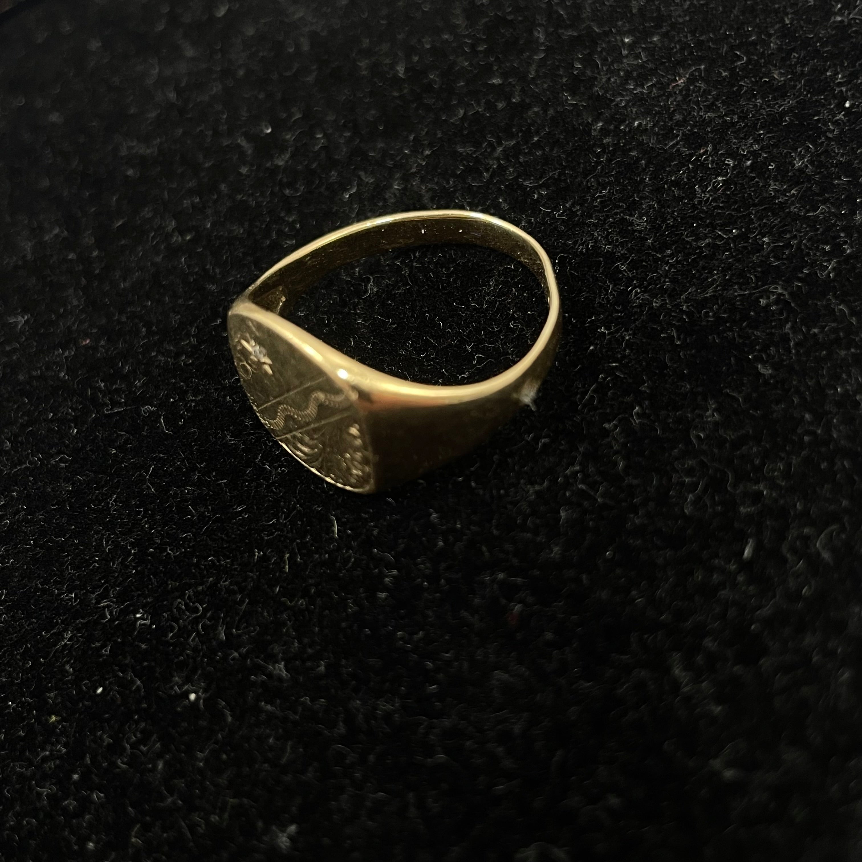 Vintage 9ct Gold Oval Signet Ring Size U