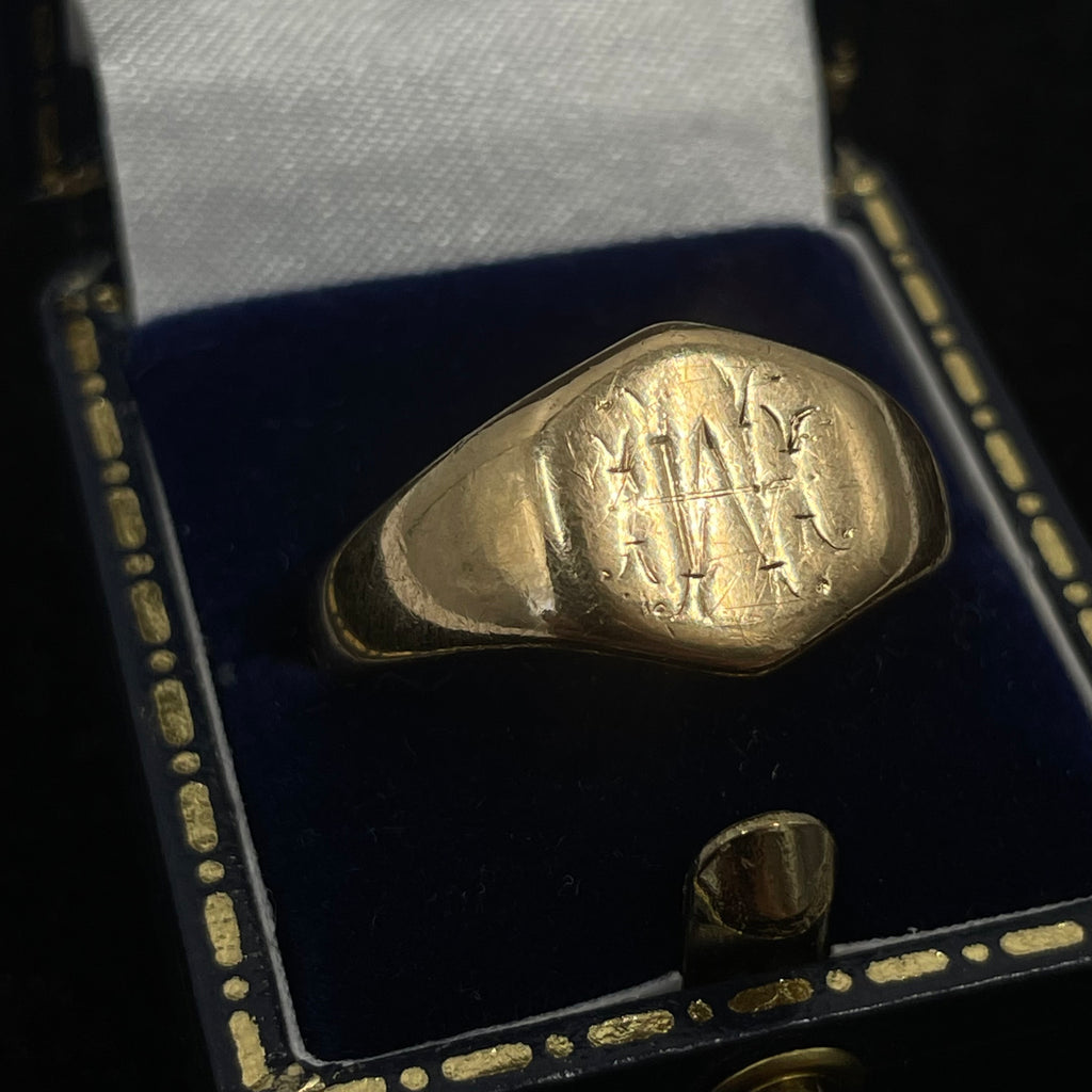Vintage 9ct Hexagonal Signet Ring with Hand-Engraved Monogram Size W