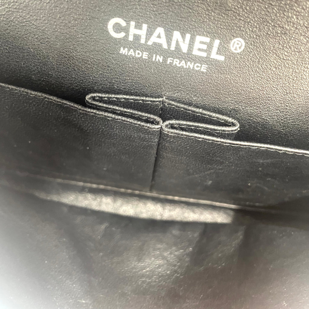 Chanel Black Caviar Leather Classic Flap Chain Shoulder Bag – Pre-Owned – Excellent Condition