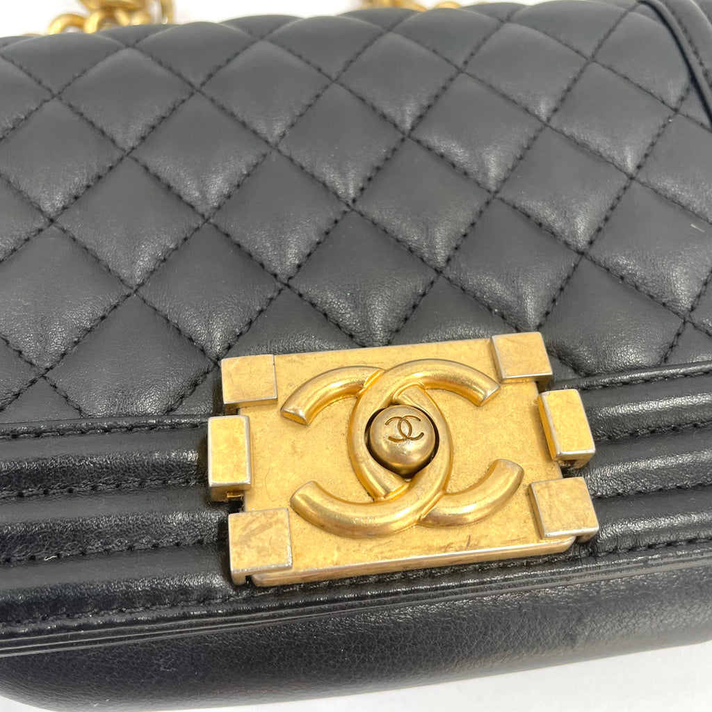 Chanel Boy Bag Black Quilted Leather with Antique Gold Hardware – Pre-Owned