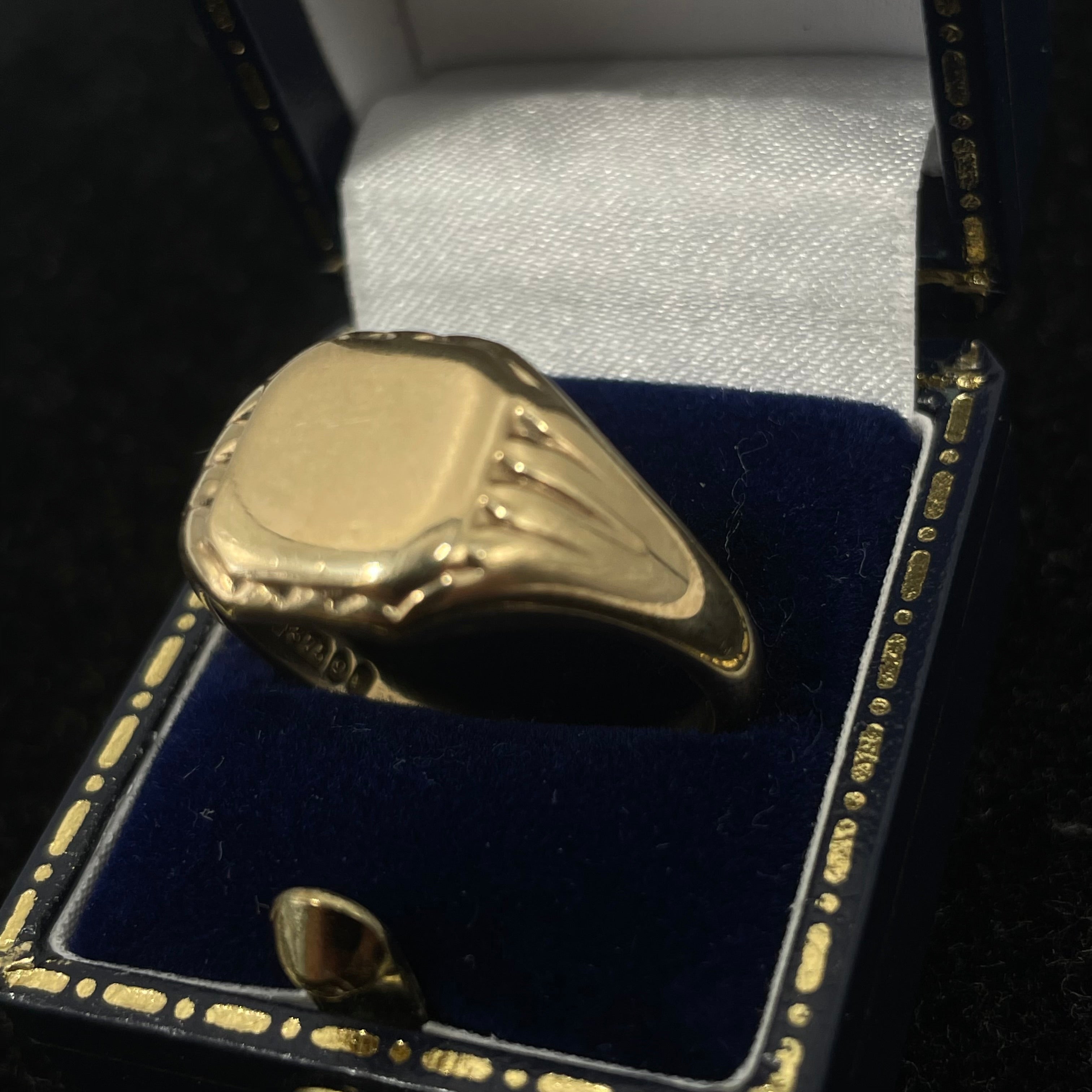 9CT Signet Ring Square Top Size X 1/2