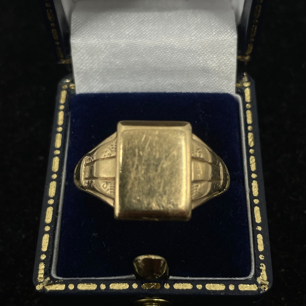 9CT Yellow Gold Signet Ring Rectangle Top Size X 1/2