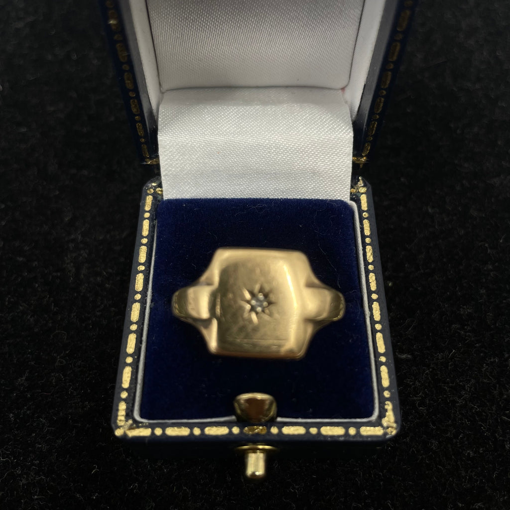 9CT Gold Signet Ring With Small Diamond Size W