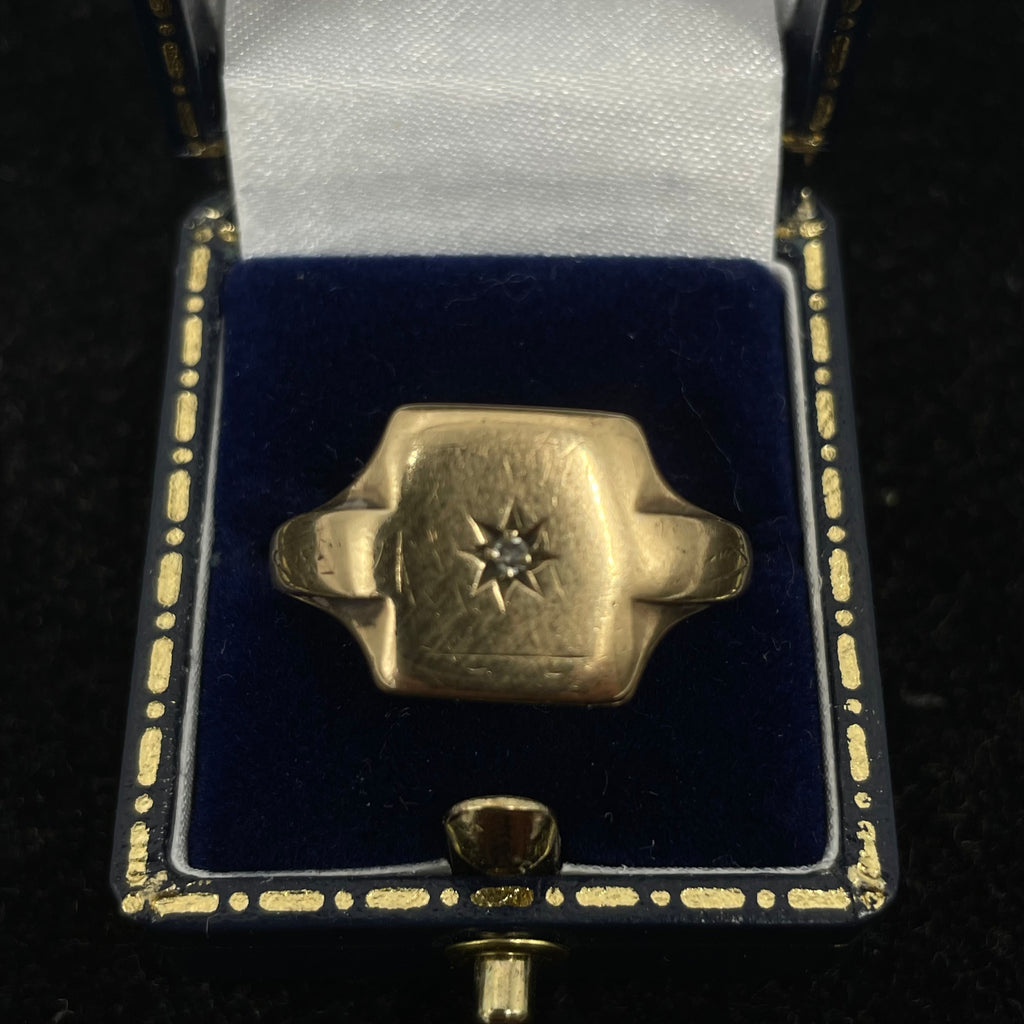 9CT Gold Signet Ring With Small Diamond Size W