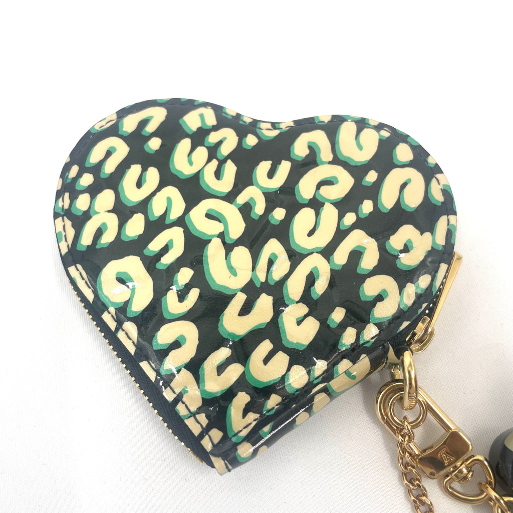 Louis Vuitton Heart Pouch – Pre-owned, With Box