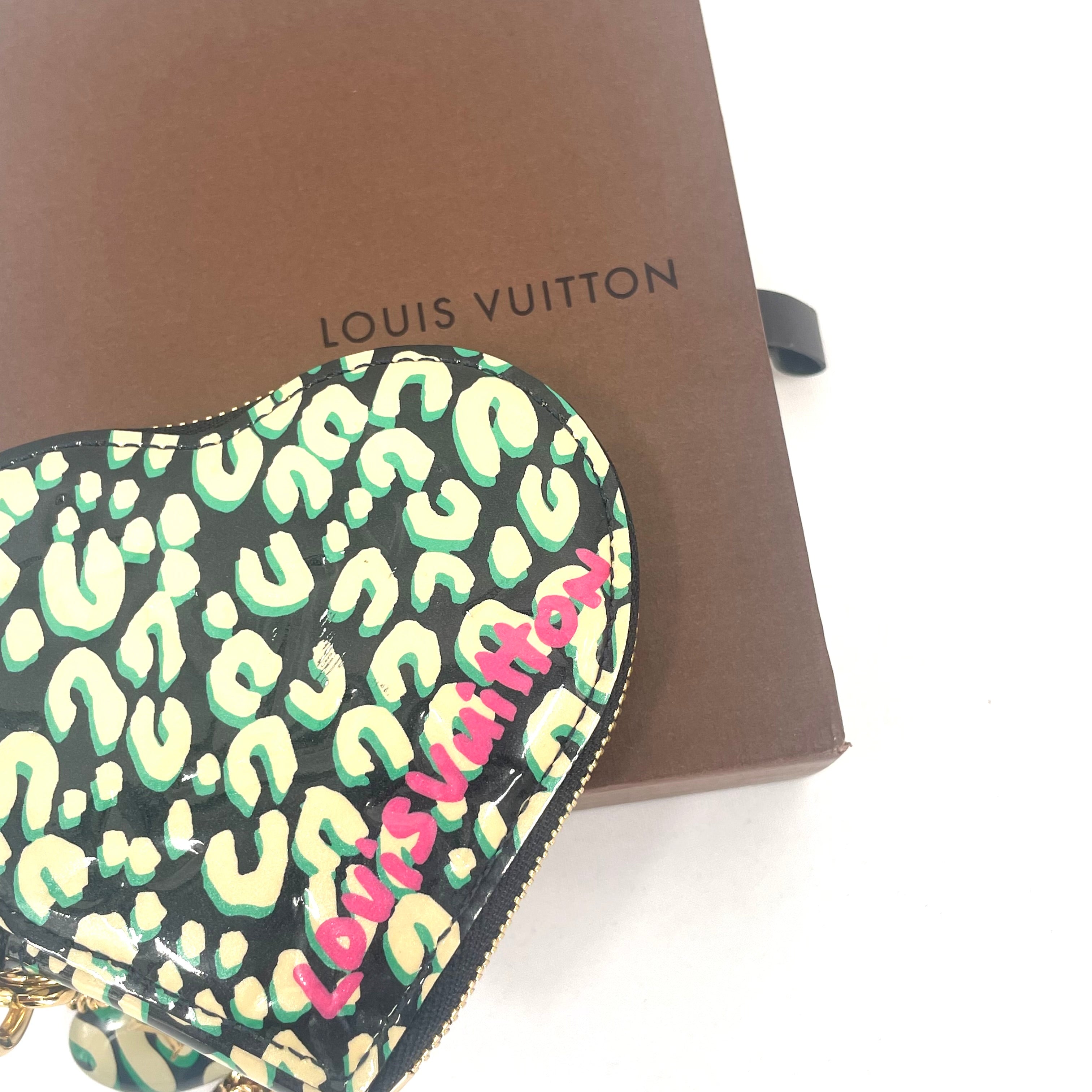 Louis Vuitton Heart Pouch – Pre-owned, With Box
