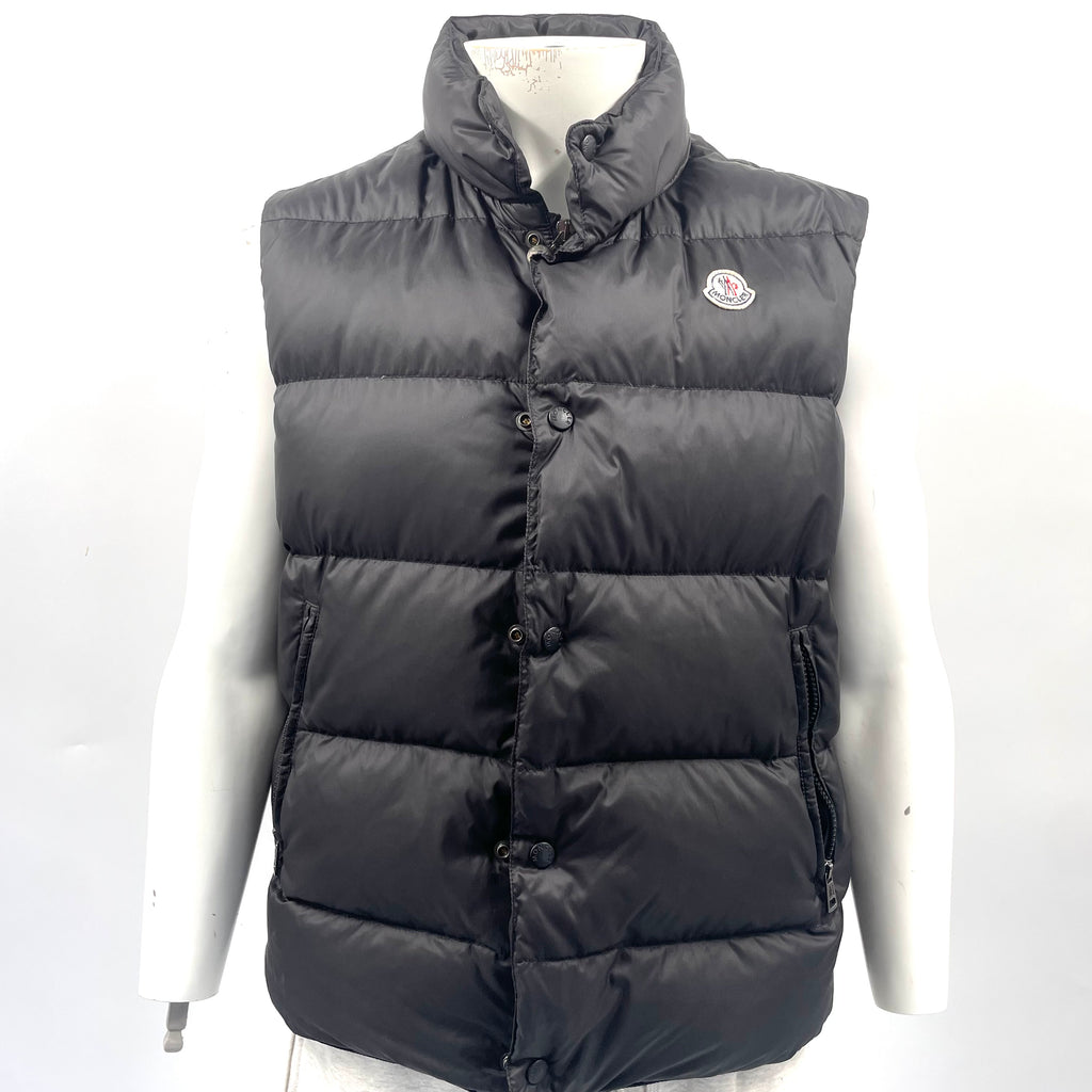 Moncler Black Padded Gilet – Pre-Owned, Good Condition, Size 3