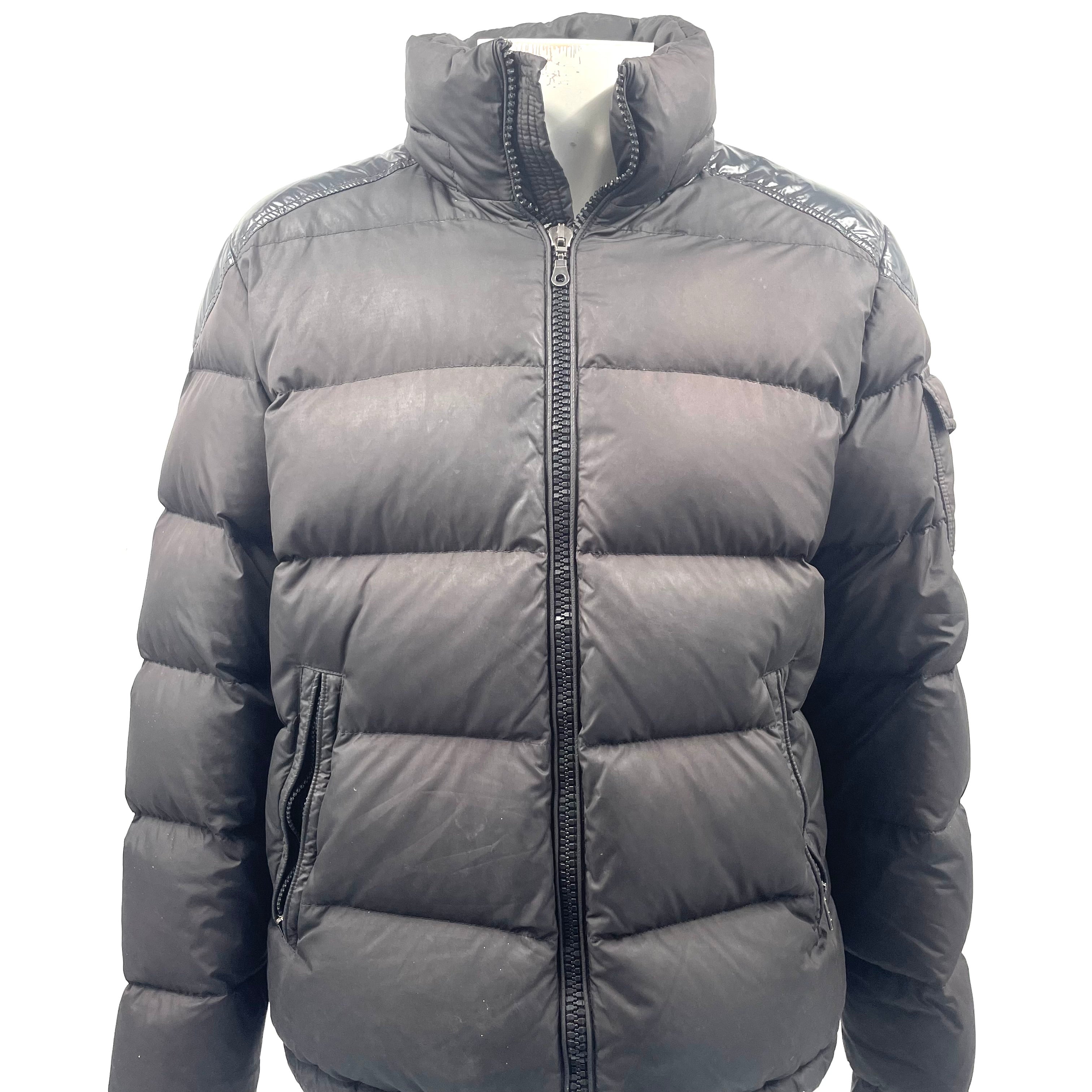 Moncler Black Puffer Jacket – Size 5 – Pre-Owned, Good Condition