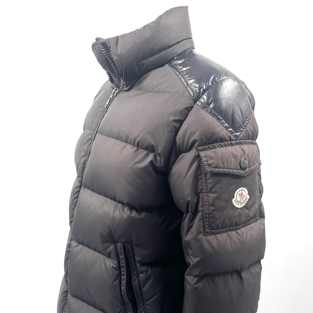 Moncler Black Puffer Jacket – Size 5 – Pre-Owned, Good Condition