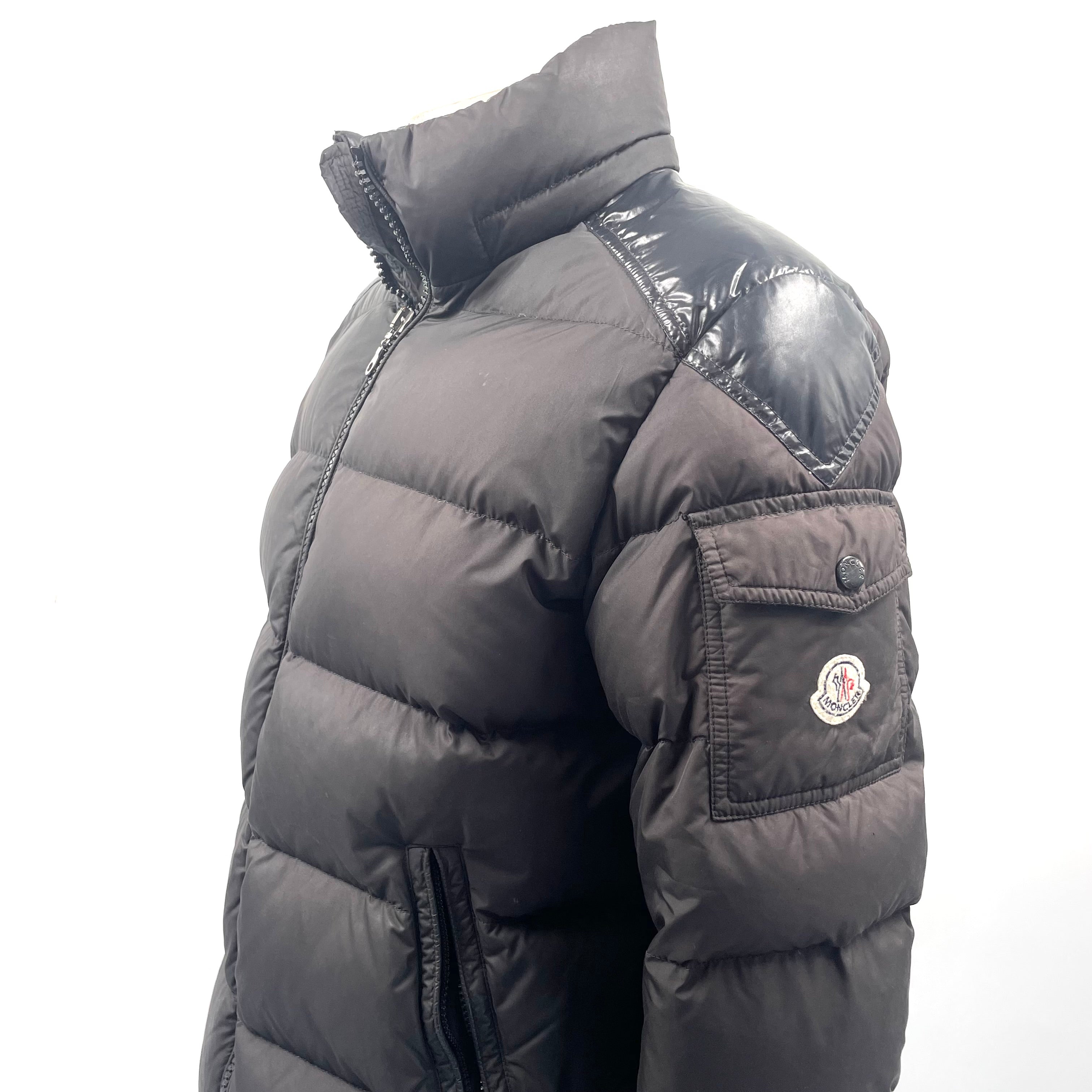 Moncler Black Puffer Jacket – Size 5 – Pre-Owned, Good Condition