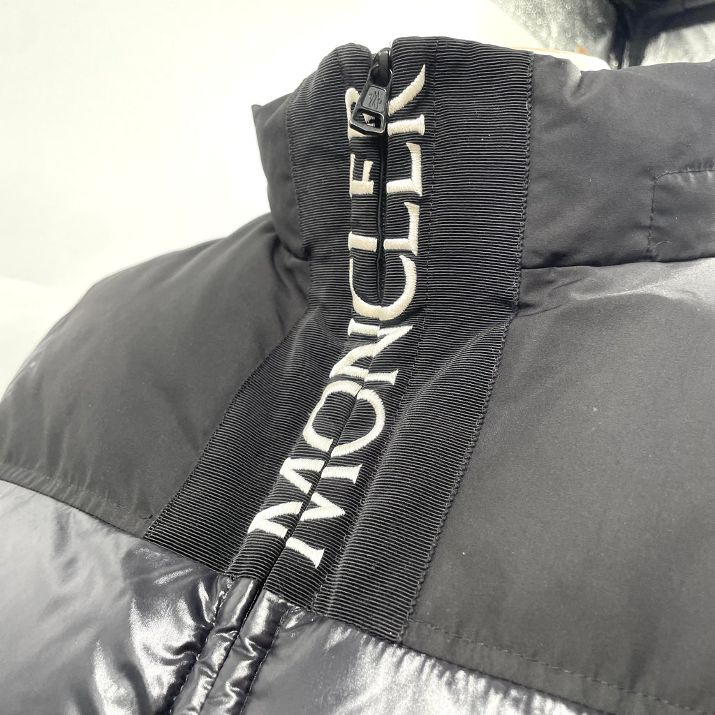 Moncler Black Bruel Guibbotto Puffer Jacket – Size 4