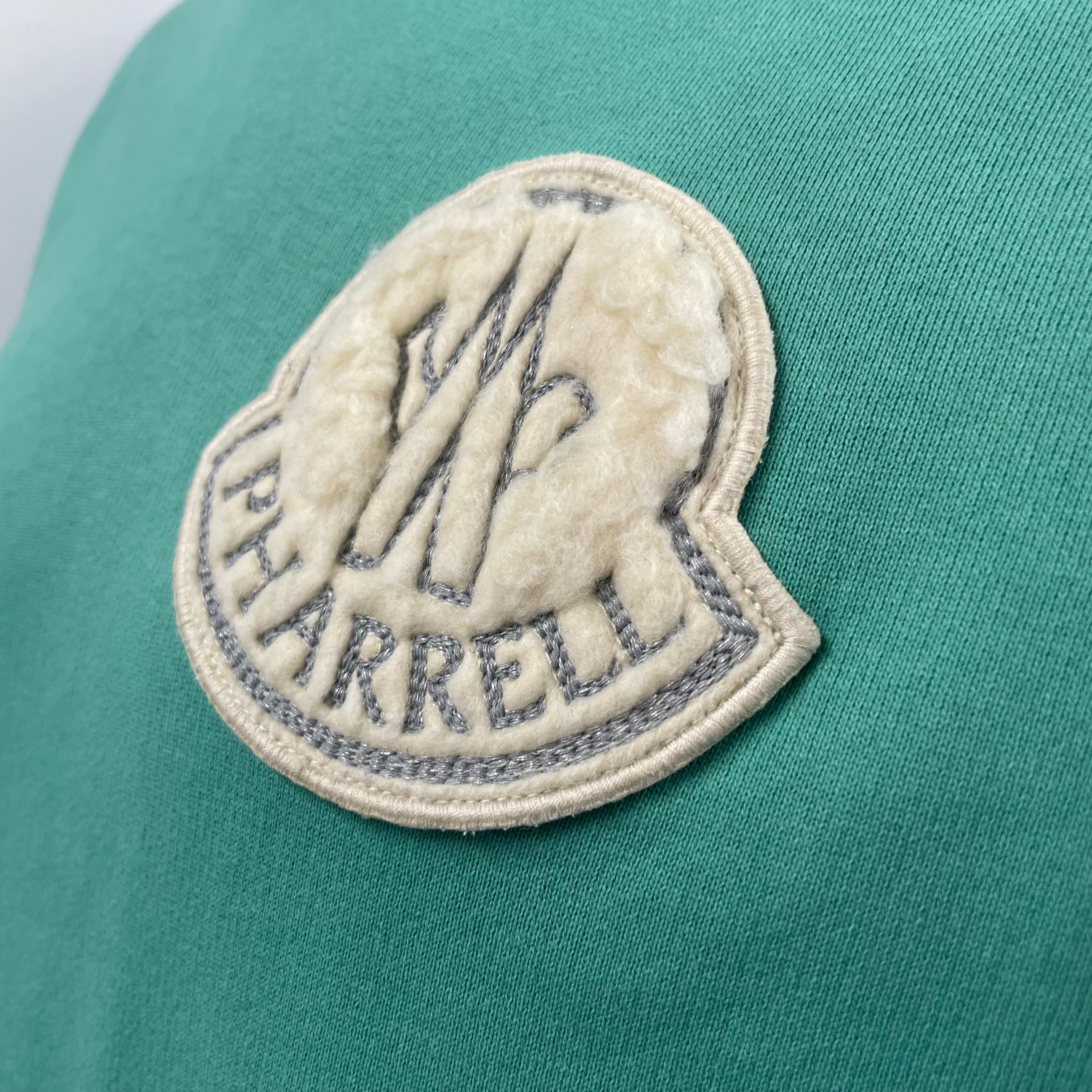 Moncler x Pharrell Genius Mint Green Logo Hoodie – Size TG L (Large) – Brand New with Tags