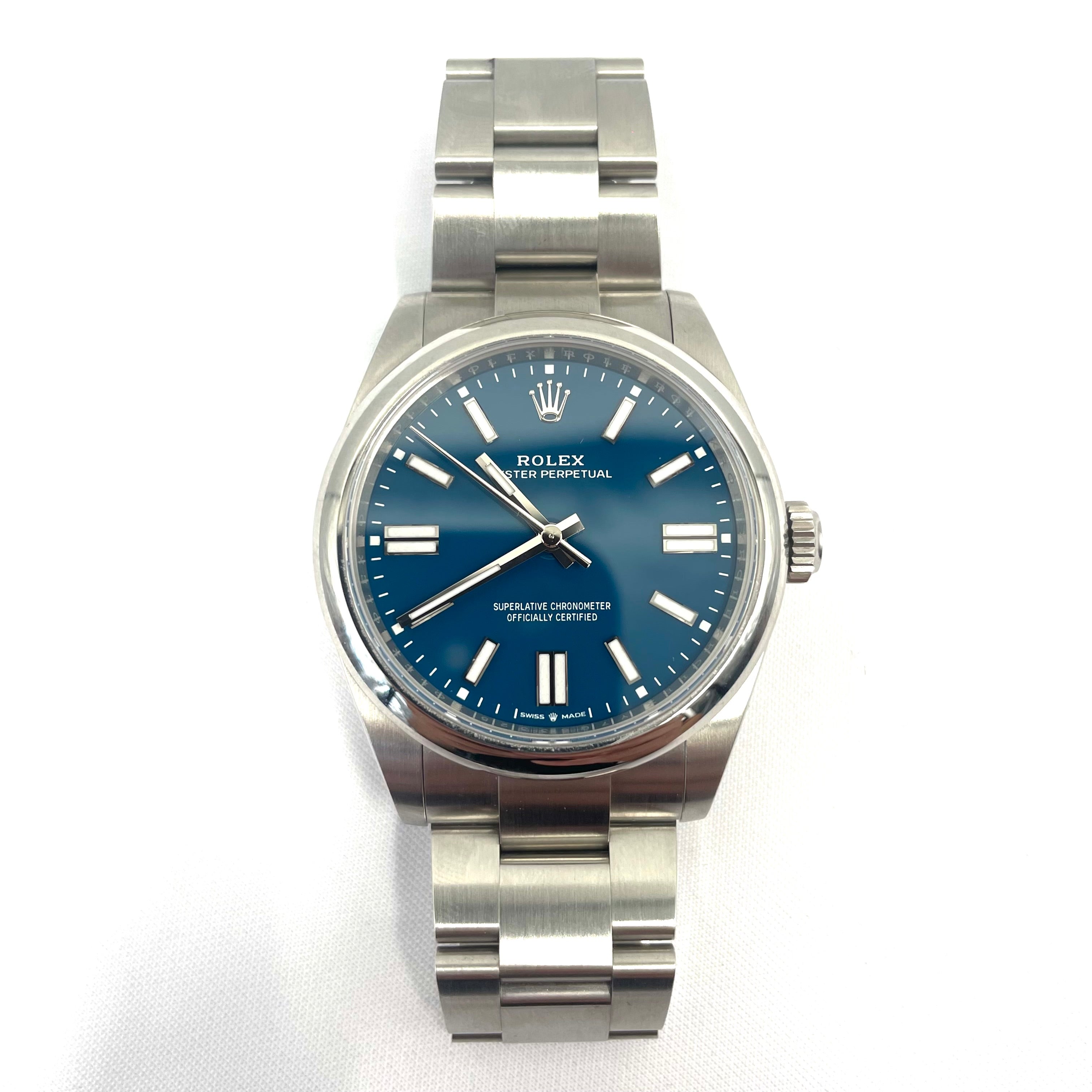 Rolex Oyster Perpetual 41 Med Blue 124300 2025 Unworn Full Set