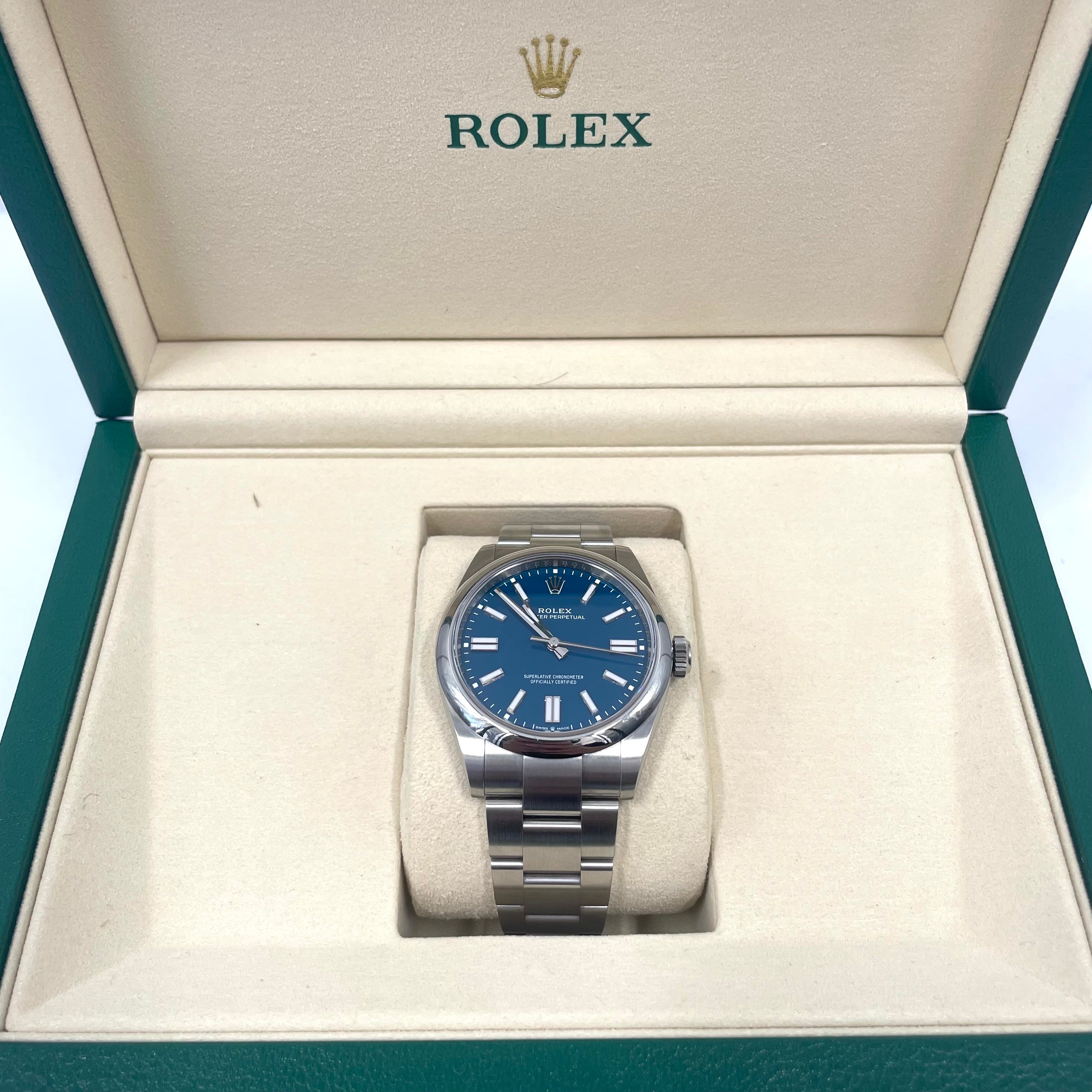 Rolex Oyster Perpetual 41 Med Blue 124300 2025 Unworn Full Set