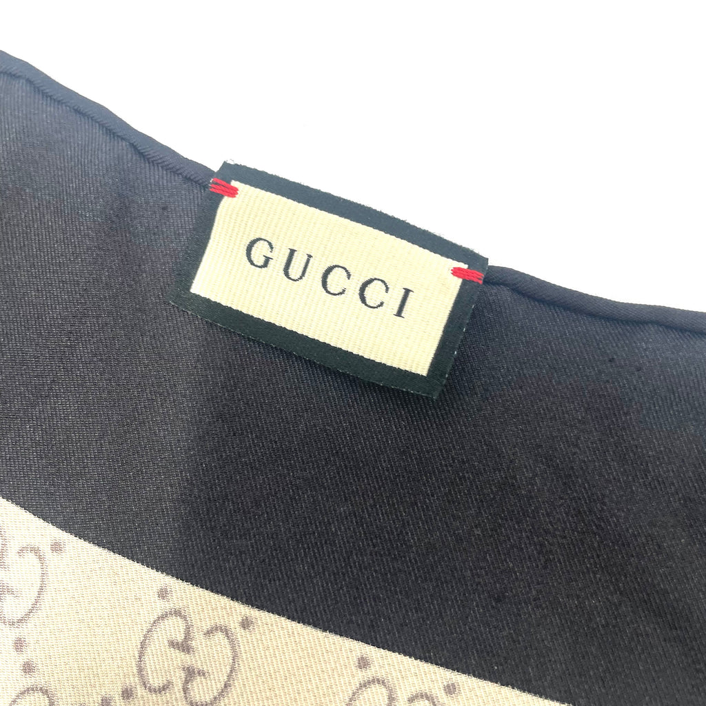 Gucci GG Supreme Snake Print Scarf – Box Included