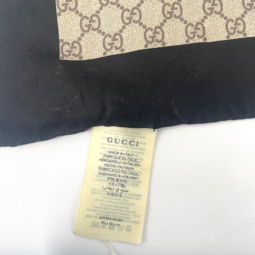Gucci GG Supreme Snake Print Scarf – Box Included