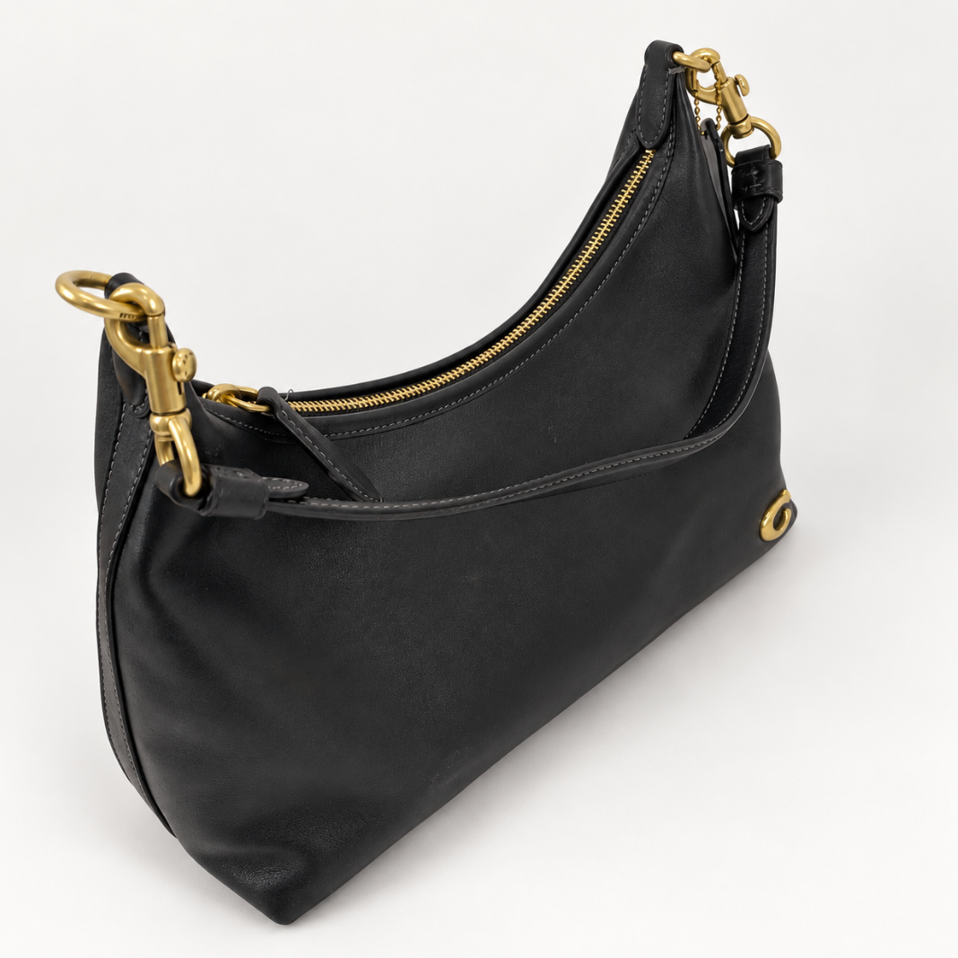 Coach Teri Hobo Bag in Black Leather – Gold-Tone Hardware