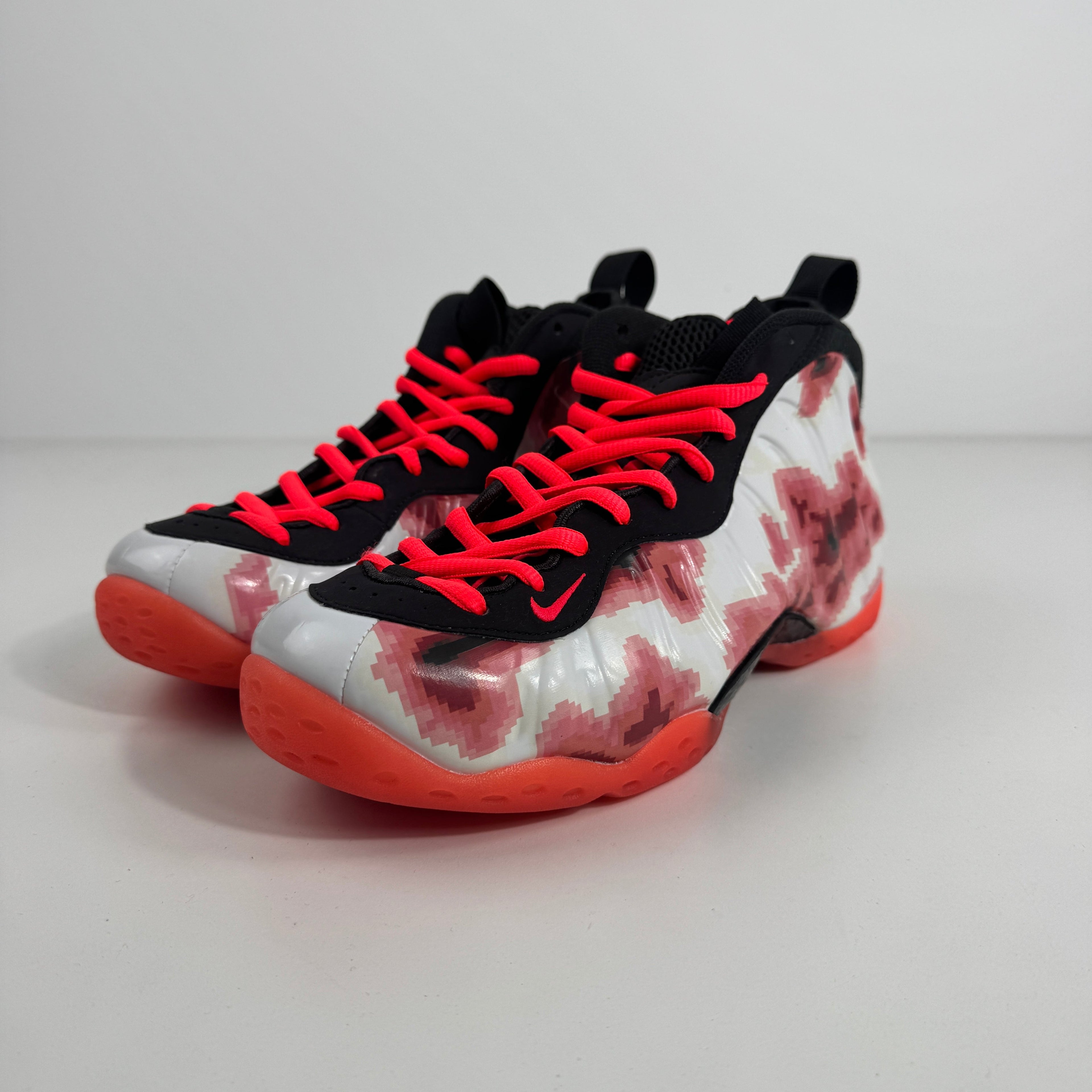 Air Foamposite One PRM is a premium edition of the iconic Foamposite silhouette, featuring elevated materials and