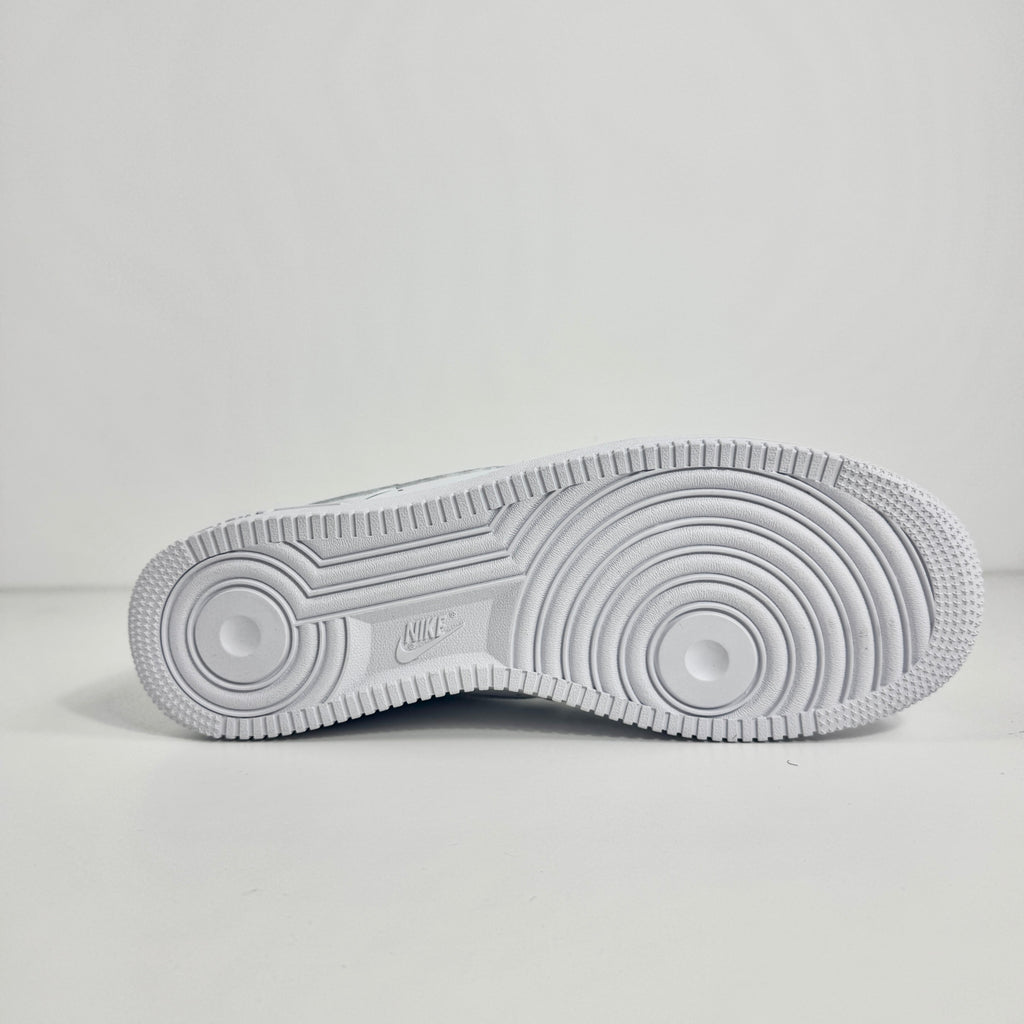 Air Force 1 (Signed by Olaoluslawn) combines the timeless Air Force 1 silhouette with a unique personal touch through