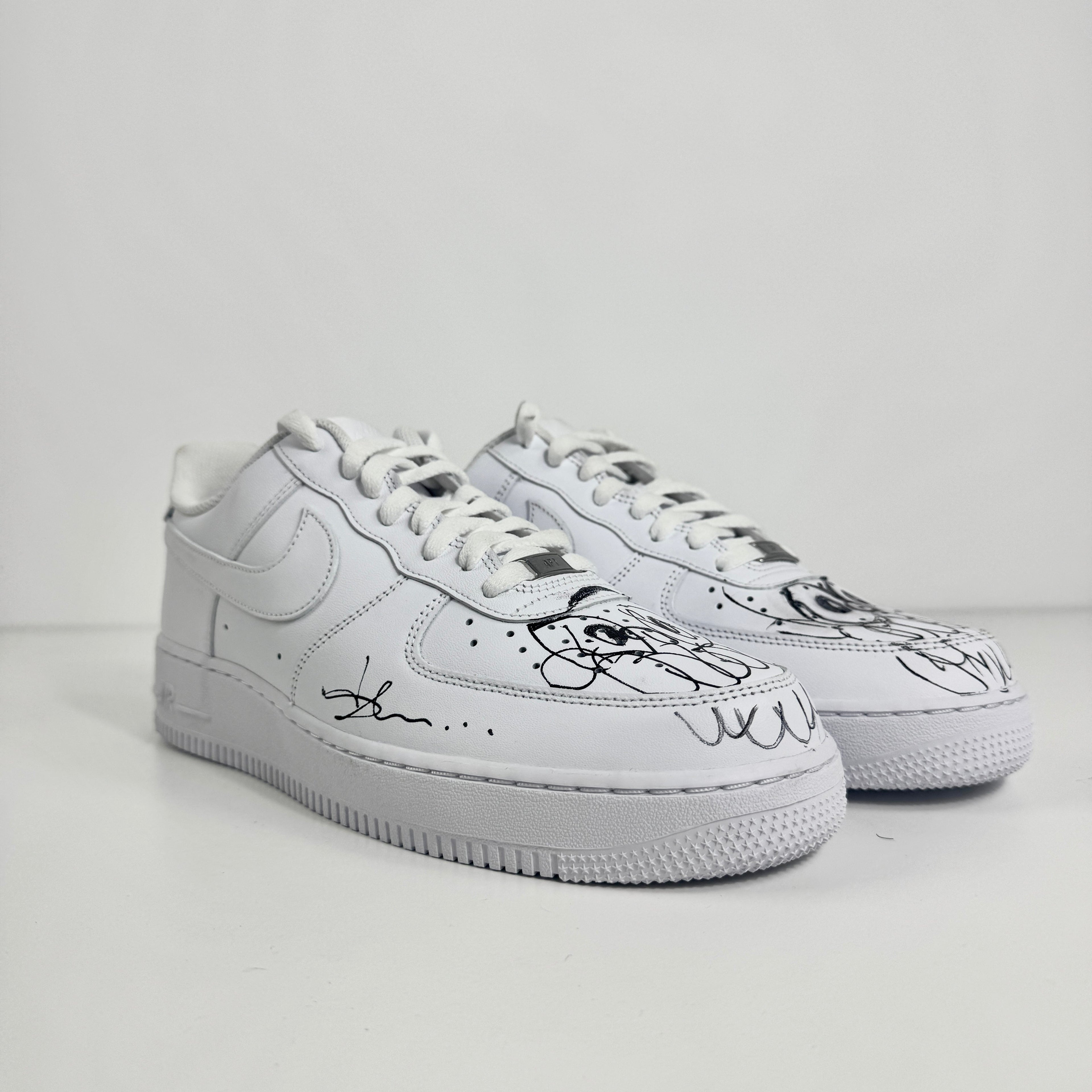 Air Force 1 (Signed by Olaoluslawn) combines the timeless Air Force 1 silhouette with a unique personal touch through