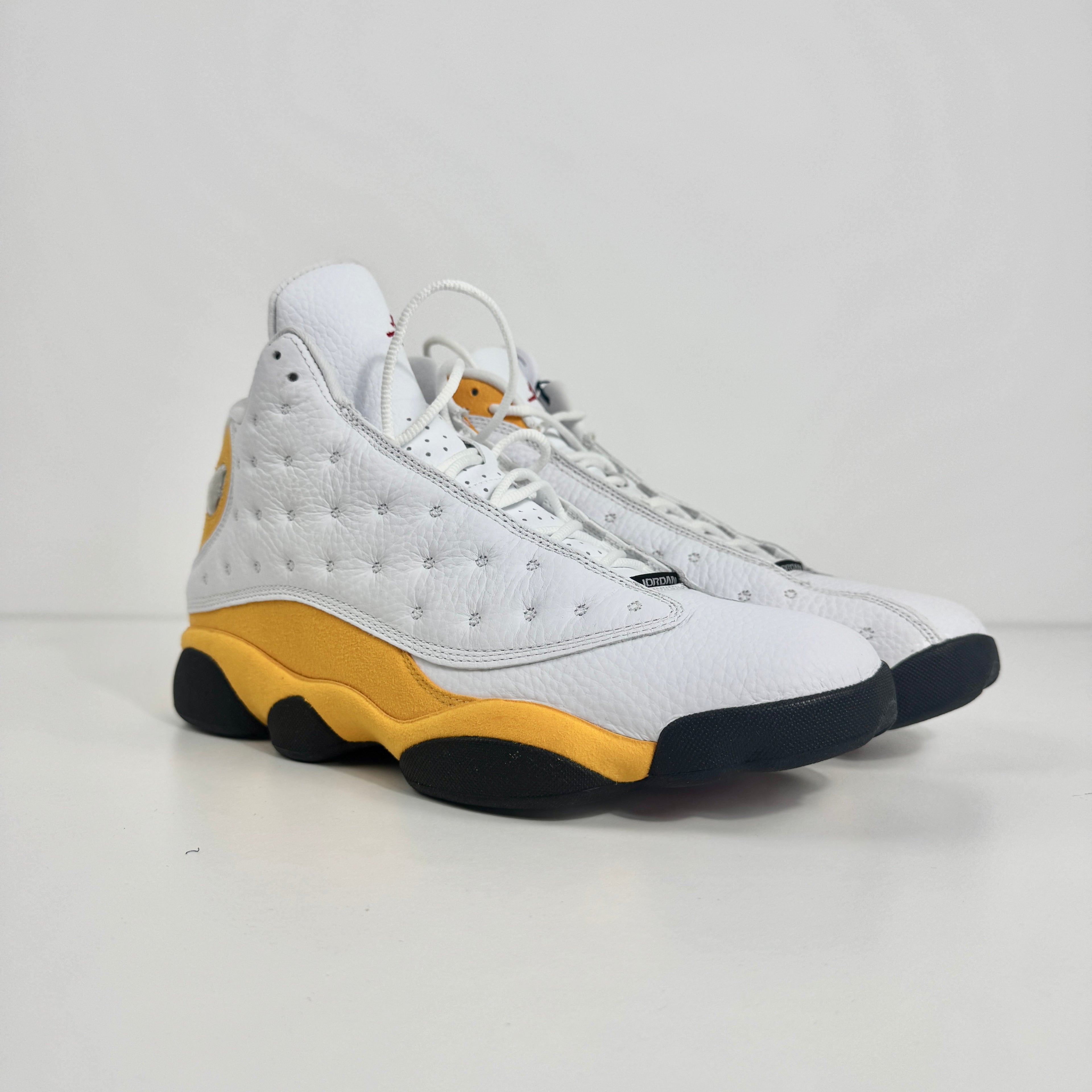 The Air Jordan 13 Retro combines legendary basketball heritage with premium craftsmanship. Featuring iconic design details