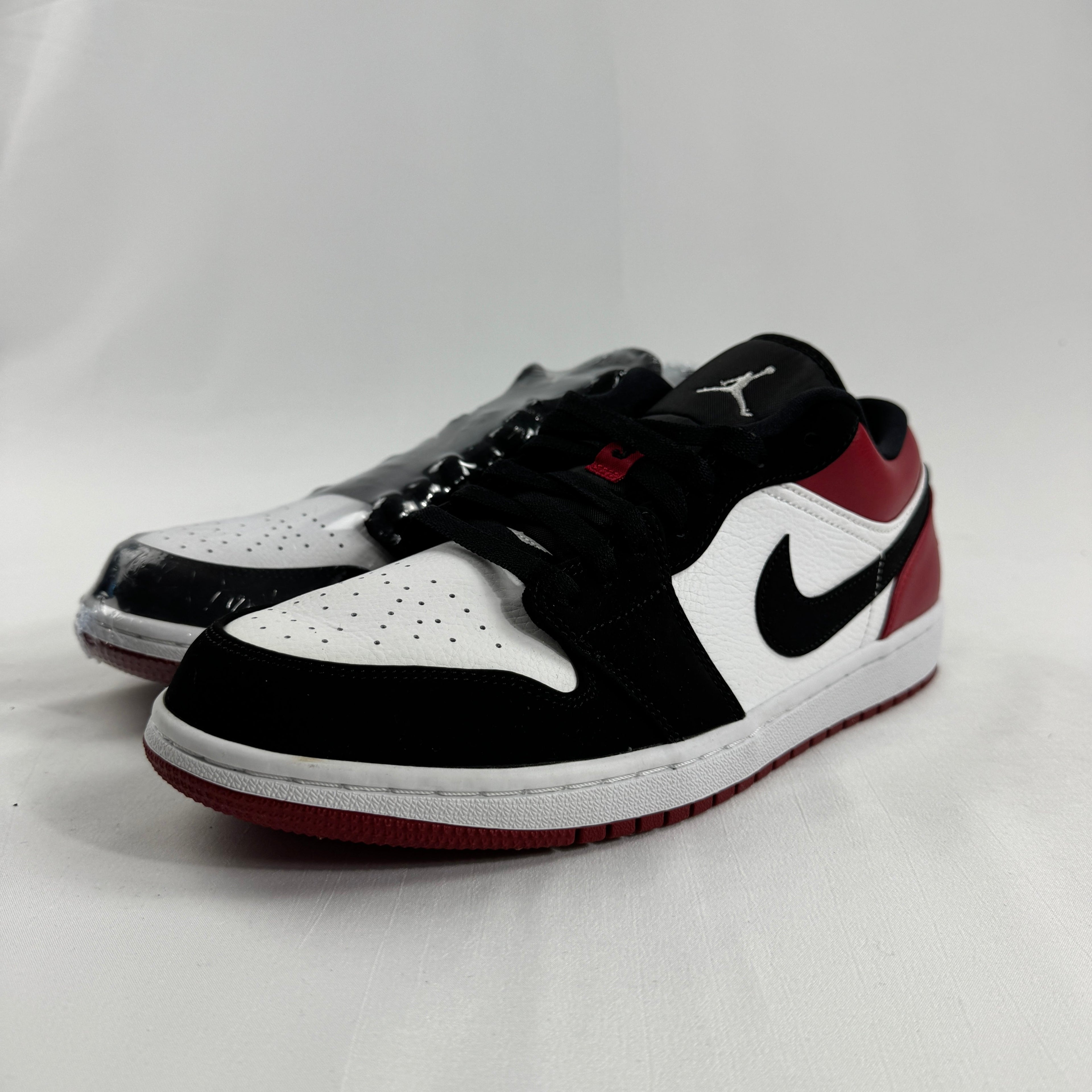 The Air Jordan 1 Low is a versatile lifestyle sneaker that brings the iconic design of the original Air Jordan 1 in a sleek,