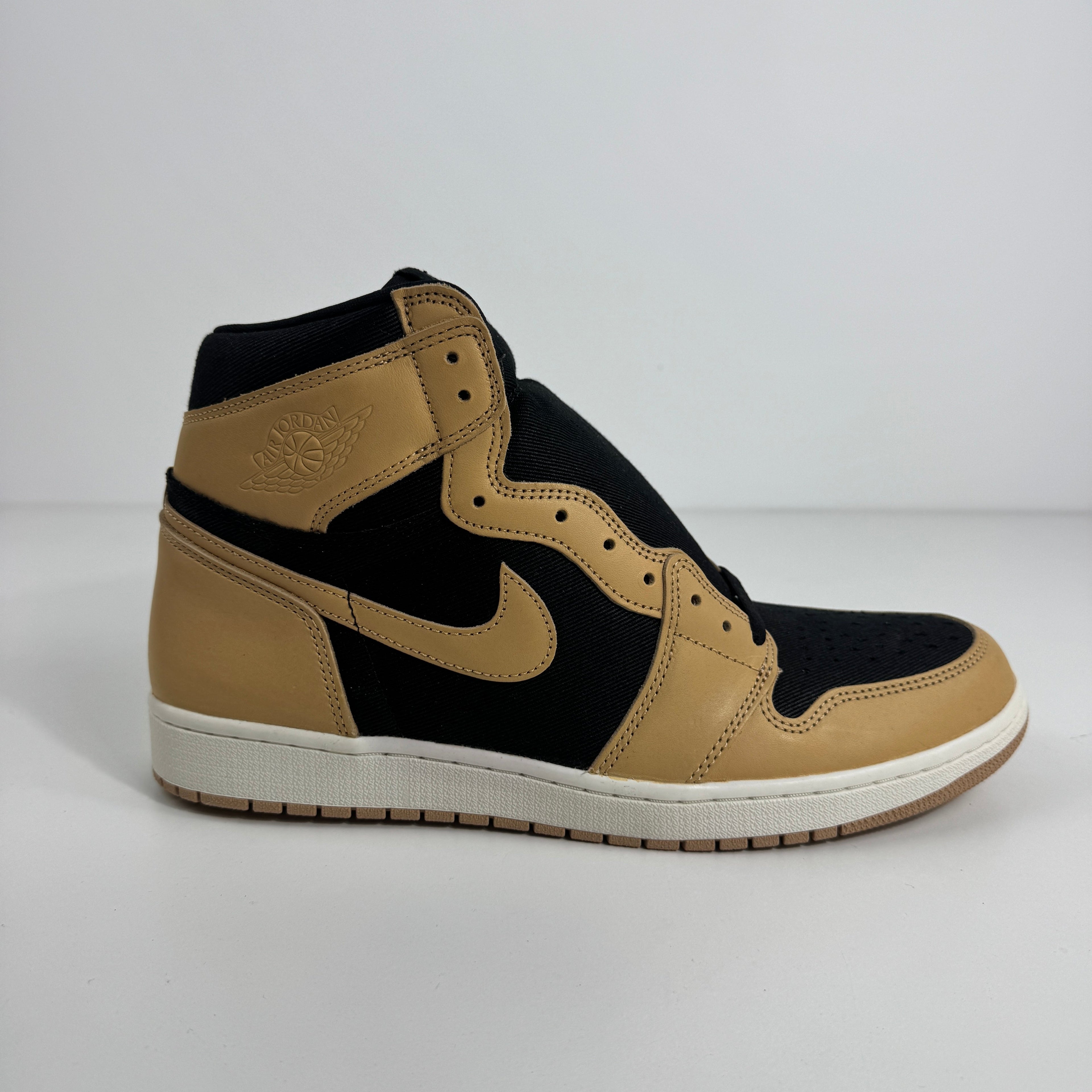 Air Jordan 1 Retro High OG is a classic basketball-inspired sneaker that faithfully recreates the original 1985 design.