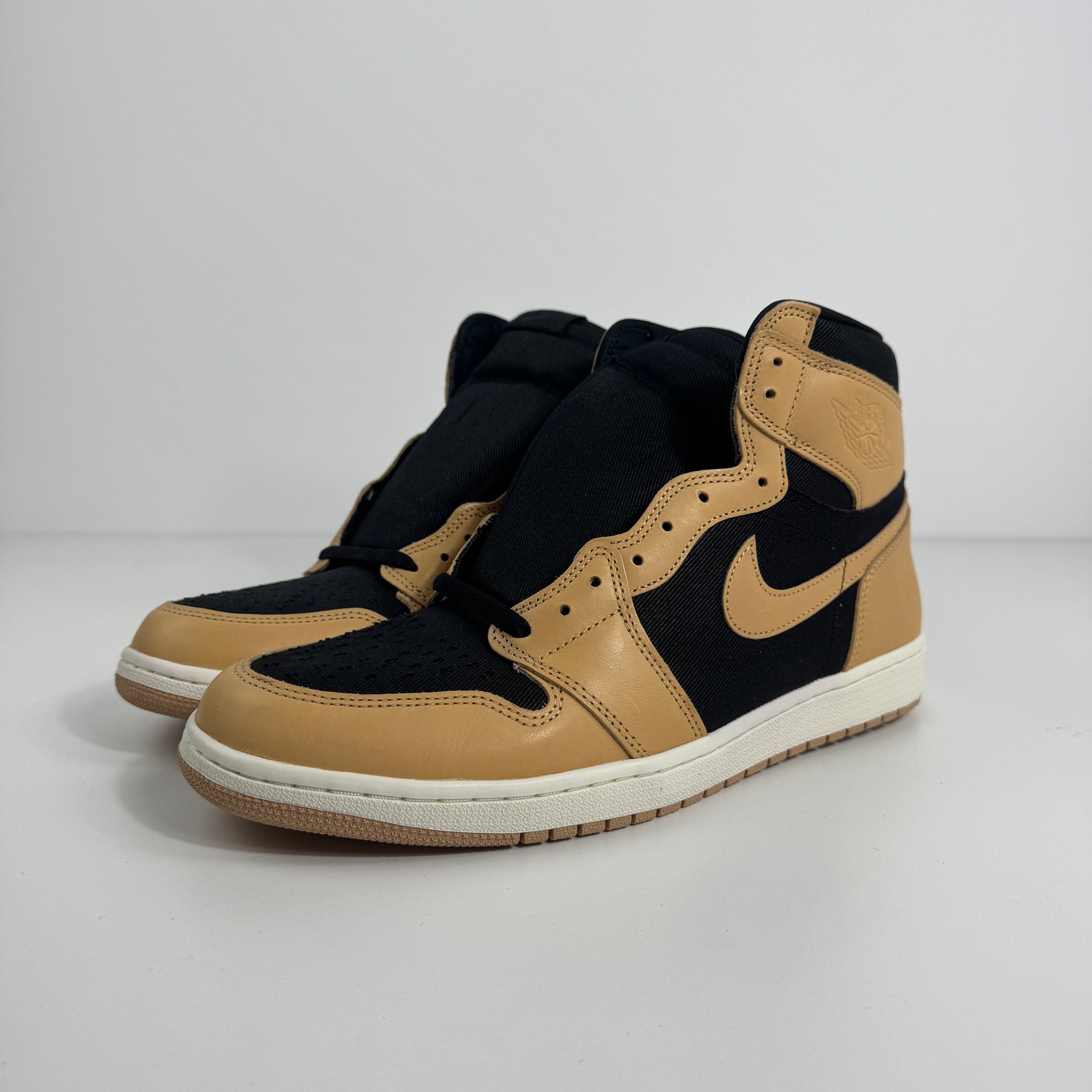 Air Jordan 1 Retro High OG is a classic basketball-inspired sneaker that faithfully recreates the original 1985 design.