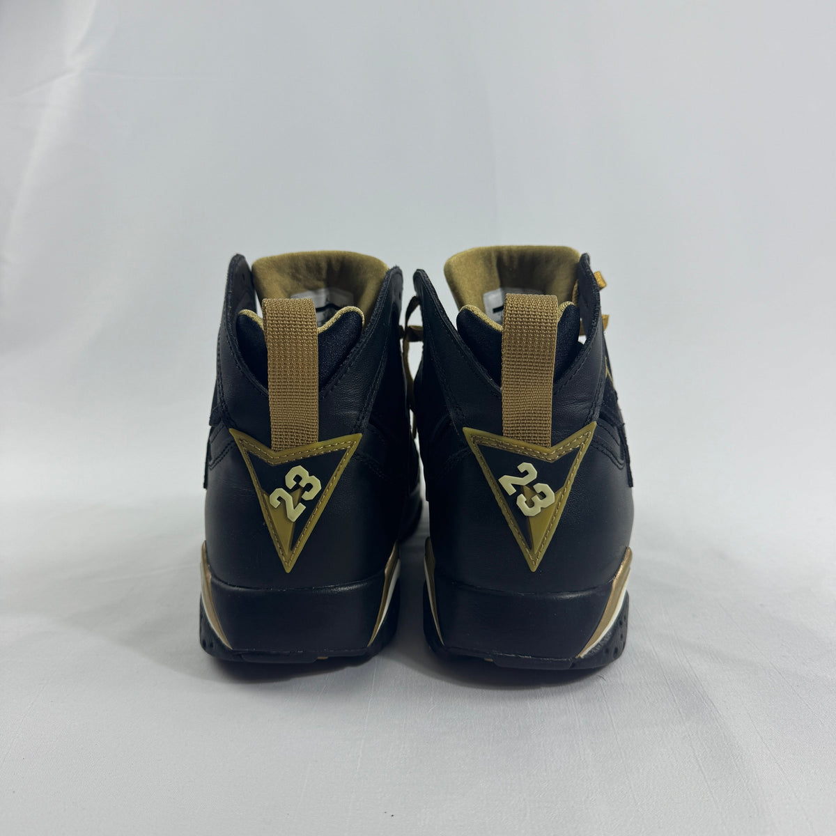 Air Jordan Golden Moments Pack is a special-edition sneaker collection released to celebrate Michael Jordan’s championship