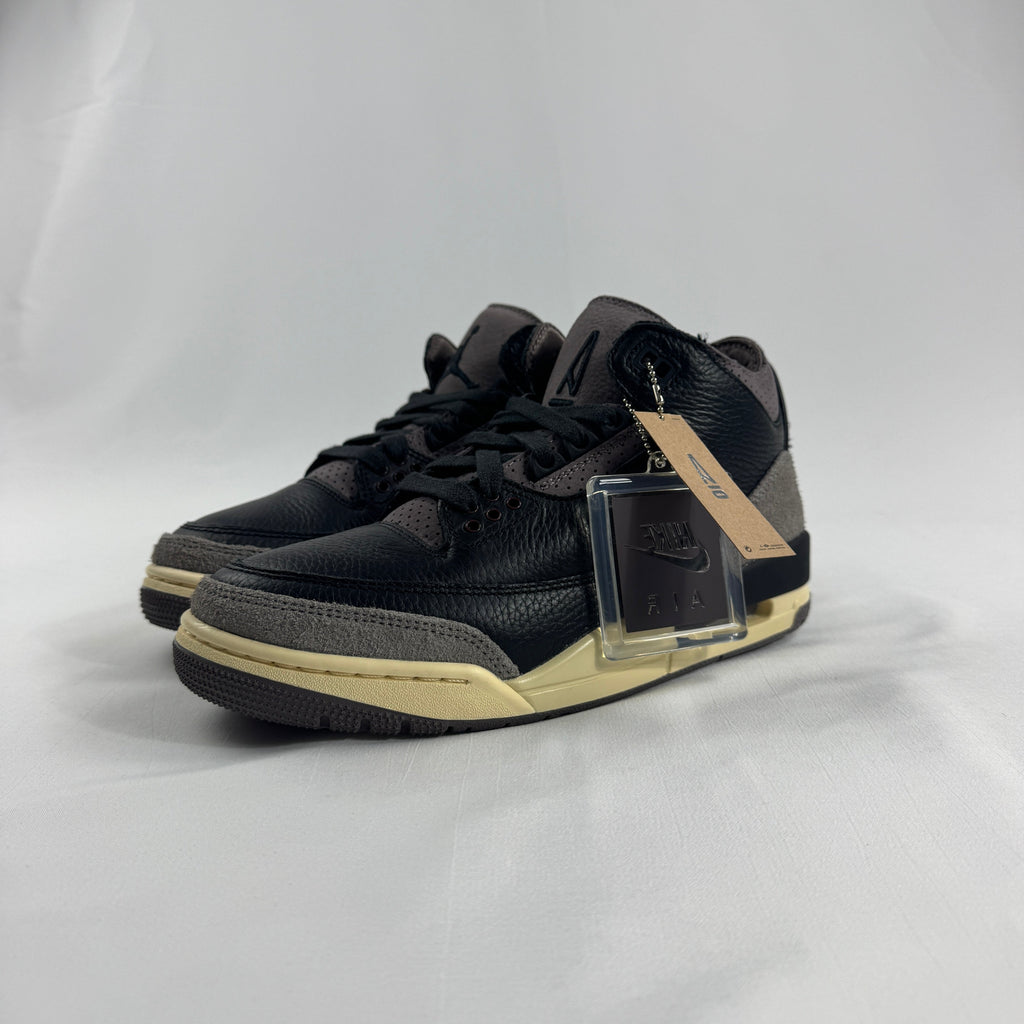Air Jordan 3 Retro OG SP is a special-edition release that celebrates one of the most iconic silhouettes in sneaker history.