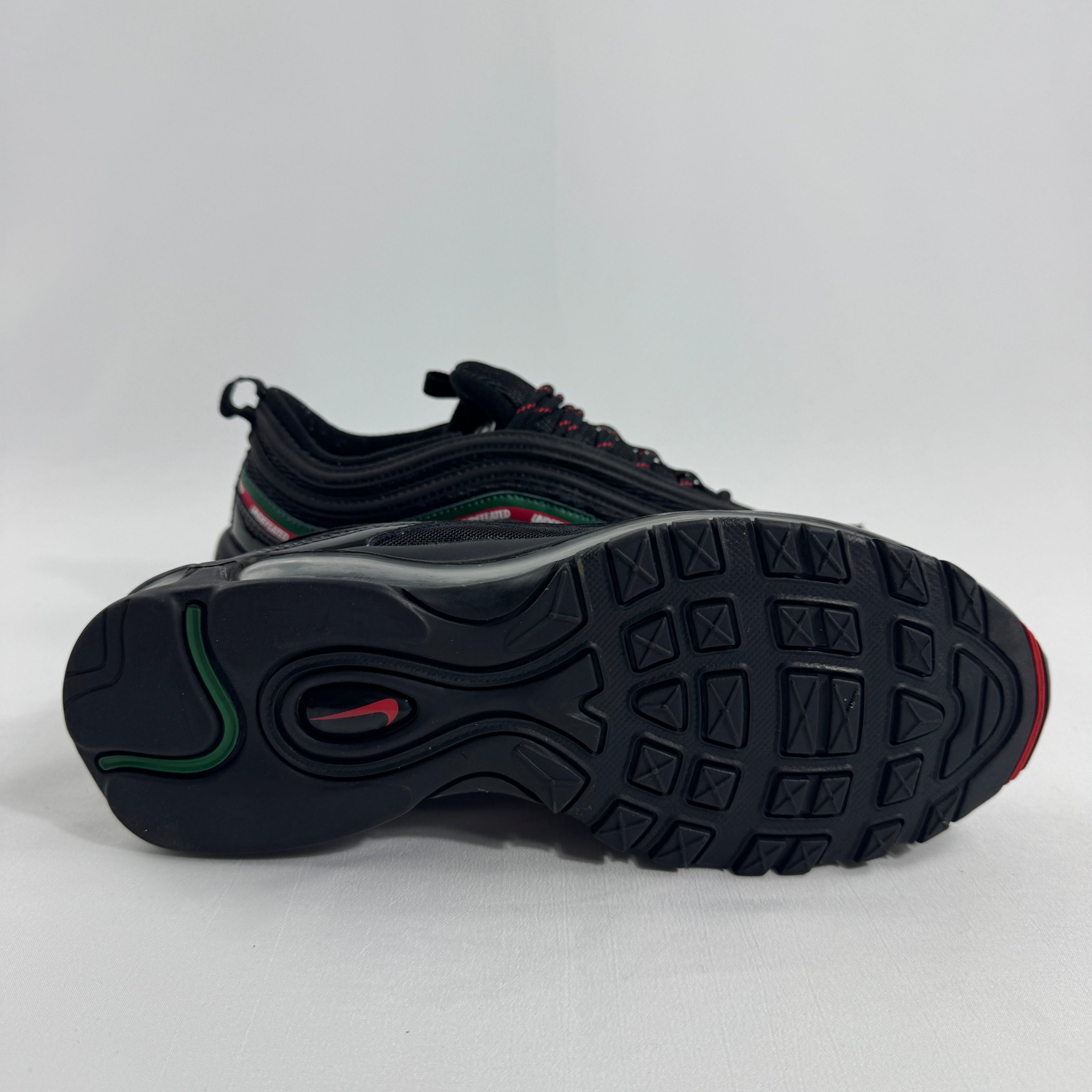 Air Max 97 Undefeated Black Volt combines the iconic Air Max 97 design with Undefeated’s bold streetwear aesthetic.