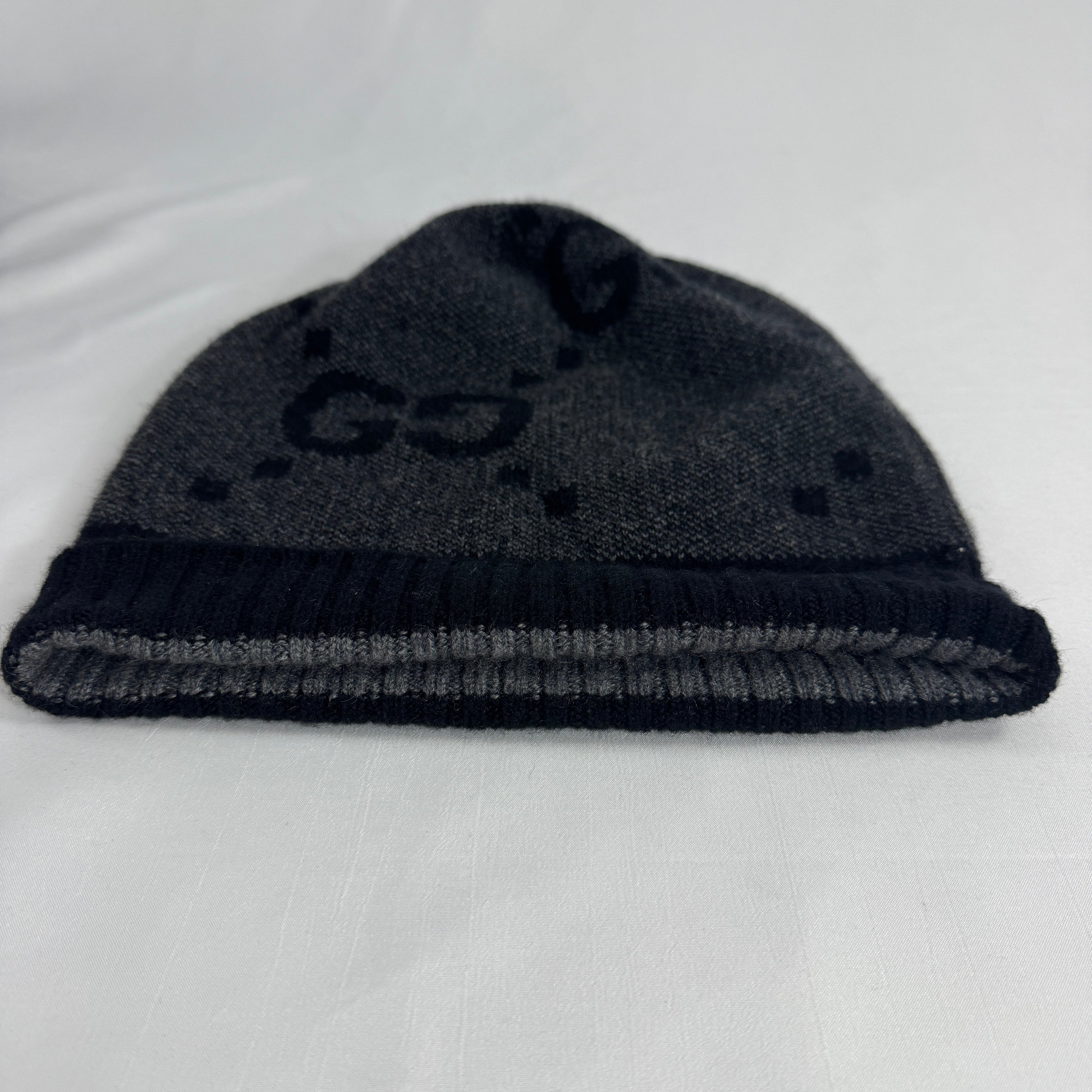 Gucci Cashmere Beanie crafted from soft premium cashmere, featuring a classic minimalist design with exceptional warmth,