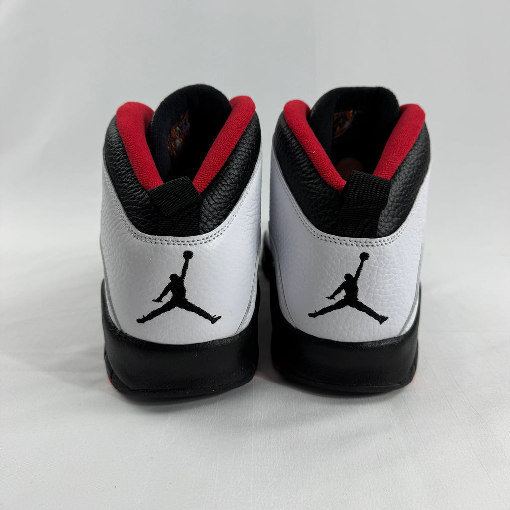 The Jordan 10 Retro White/Black is a clean, classic take on the Air Jordan 10 silhouette, originally designed by Tinker