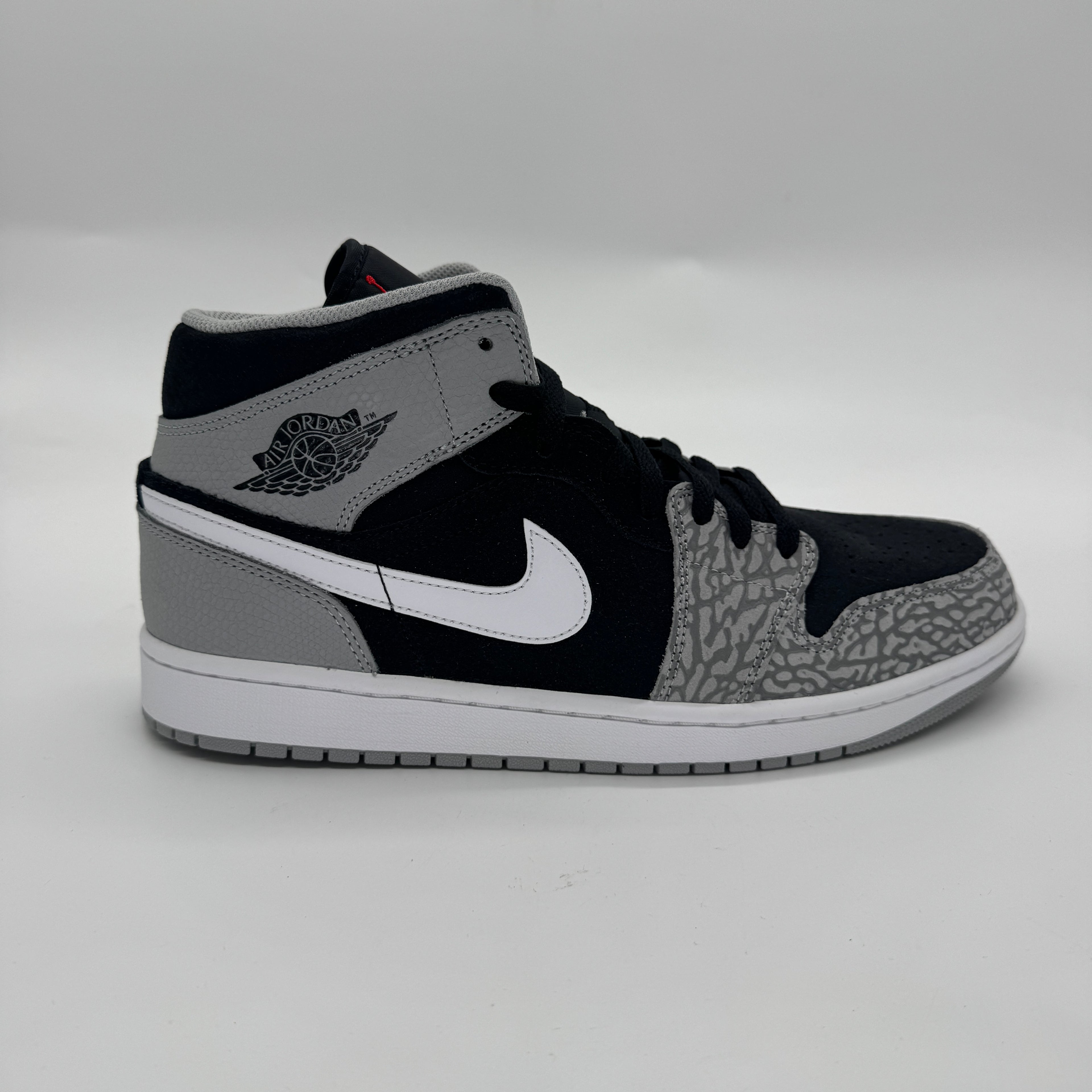 Jordan 1 Mid SE Elephant Print