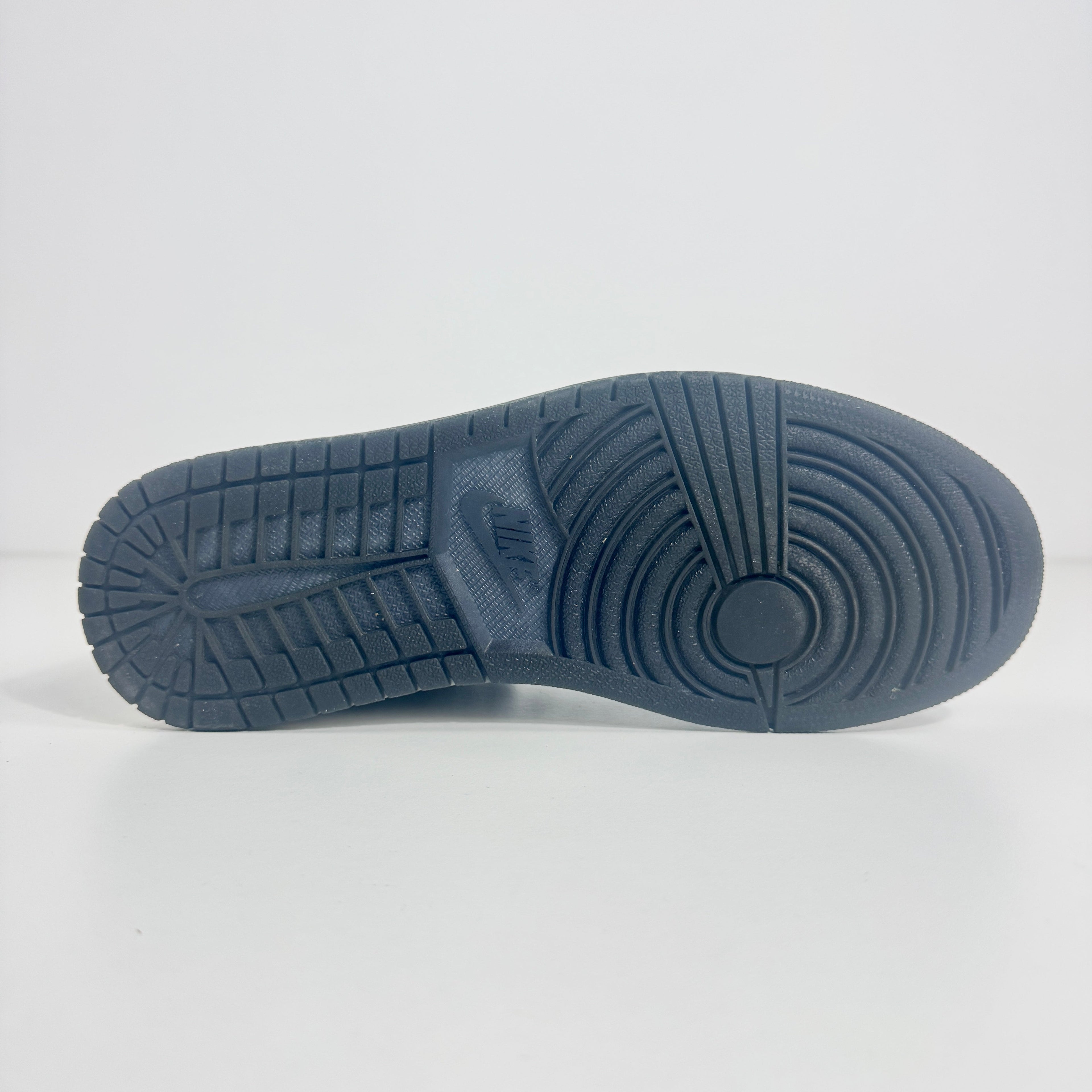 The Jordan 1 Retro Dover Street Market combines the timeless Air Jordan 1 silhouette with premium craftsmanship and
