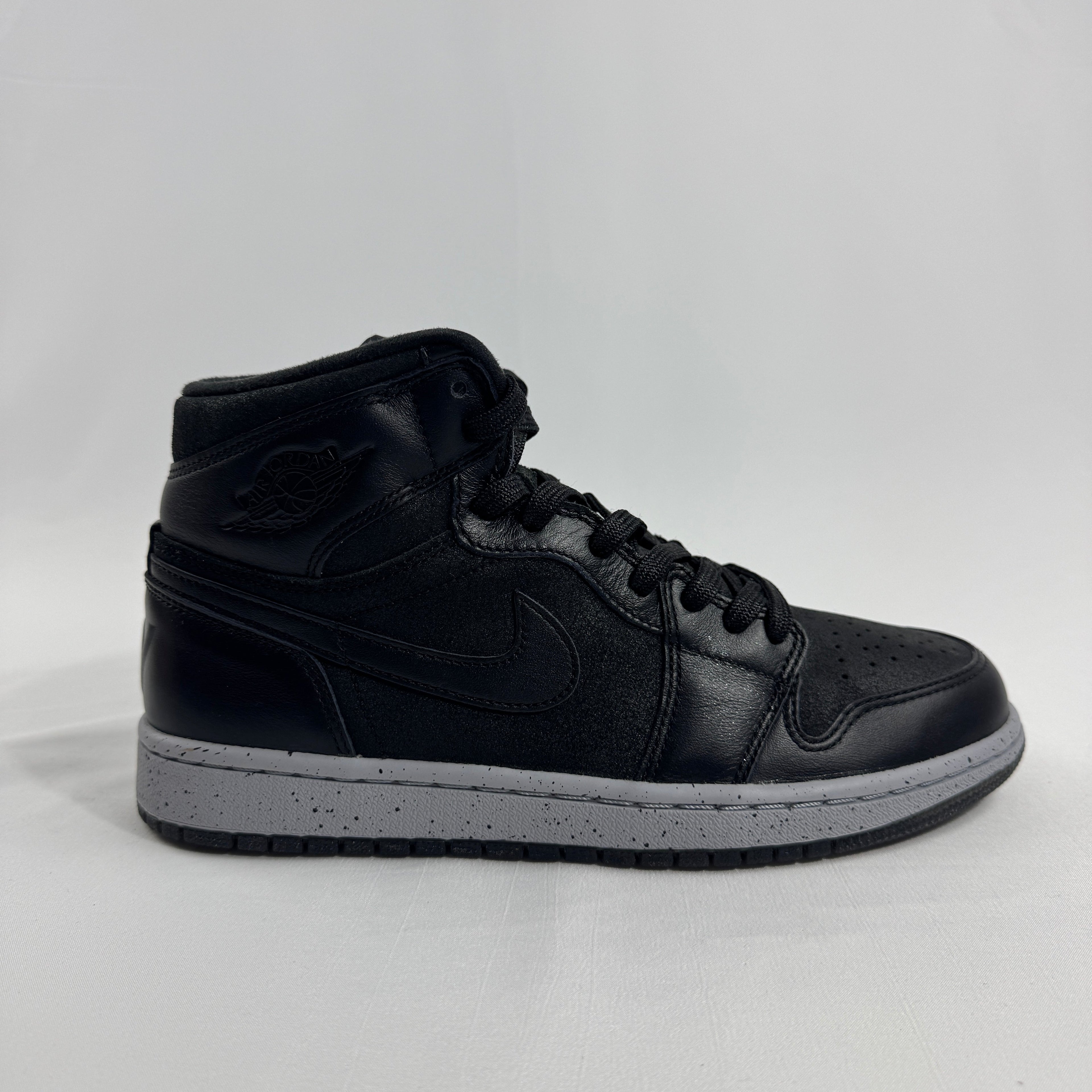 Jordan 1 Retro NYC is a New York–themed take on the iconic Air Jordan 1 silhouette, designed to reflect the city’s bold