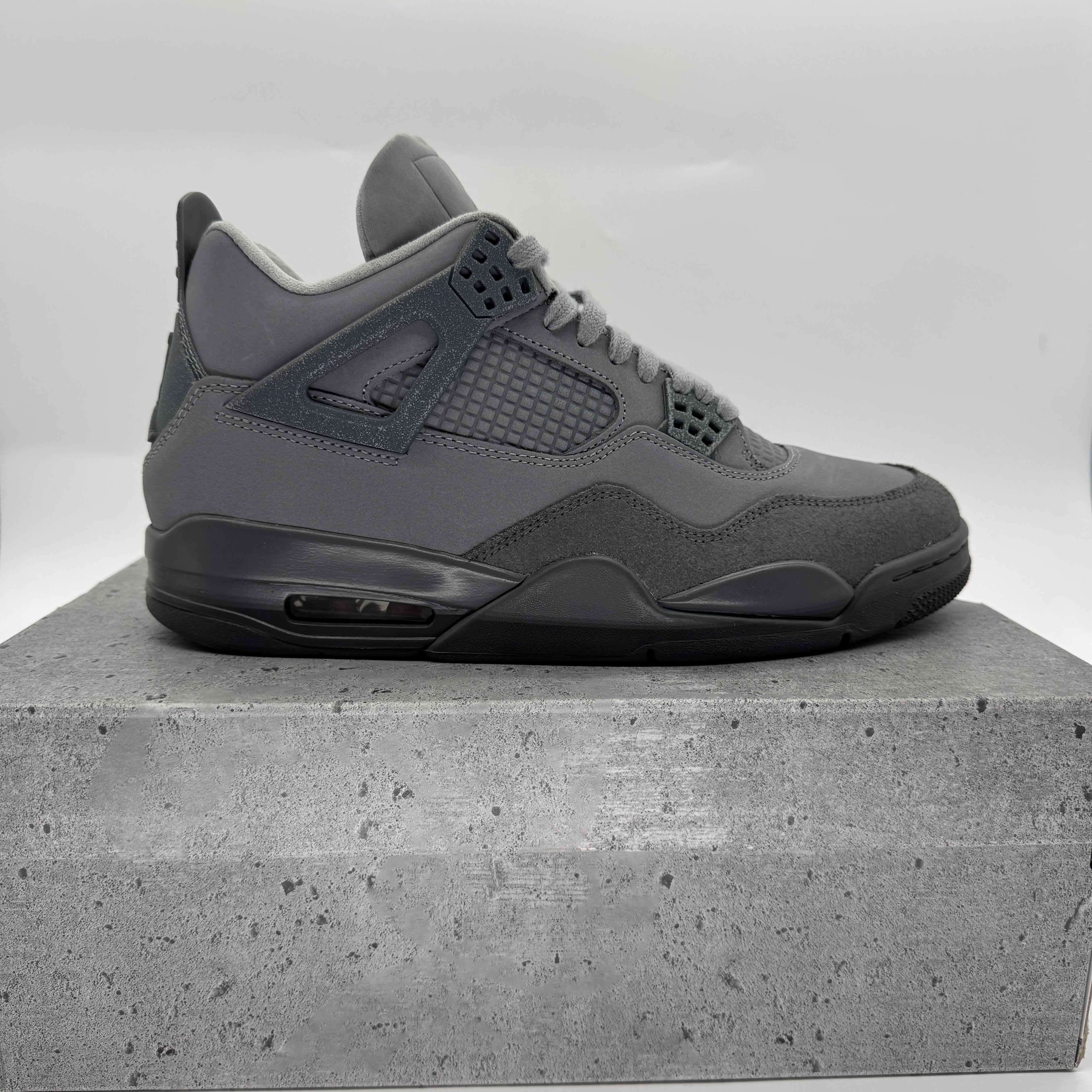 Jordan 4 Retro SE Wet Cement