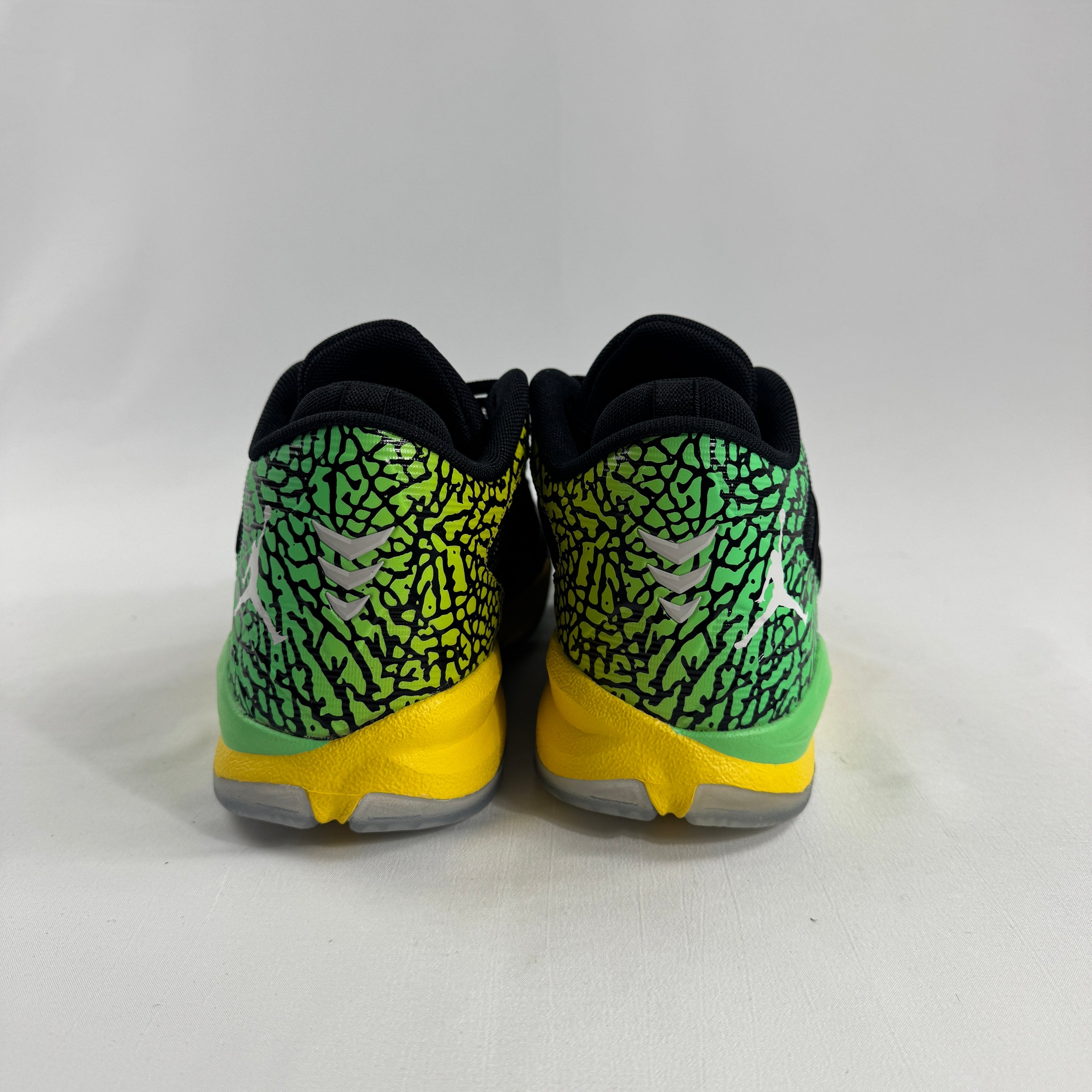 Air Jordan Brazil Twin Pack is a special-edition release inspired by Brazil’s national colors and vibrant sporting culture.