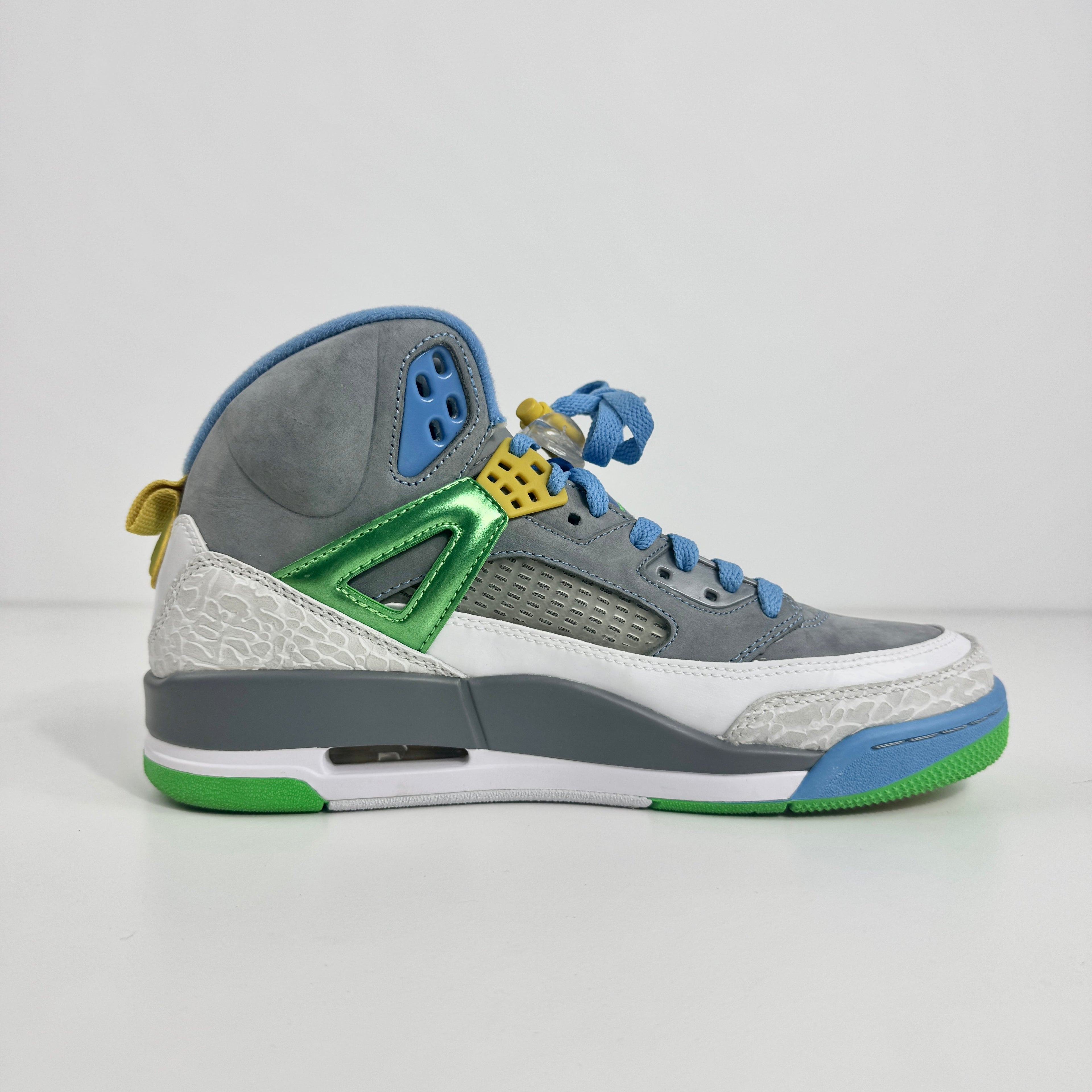 The Jordan Spizike Easter combines iconic Jordan design elements with fresh seasonal colours, delivering standout style and