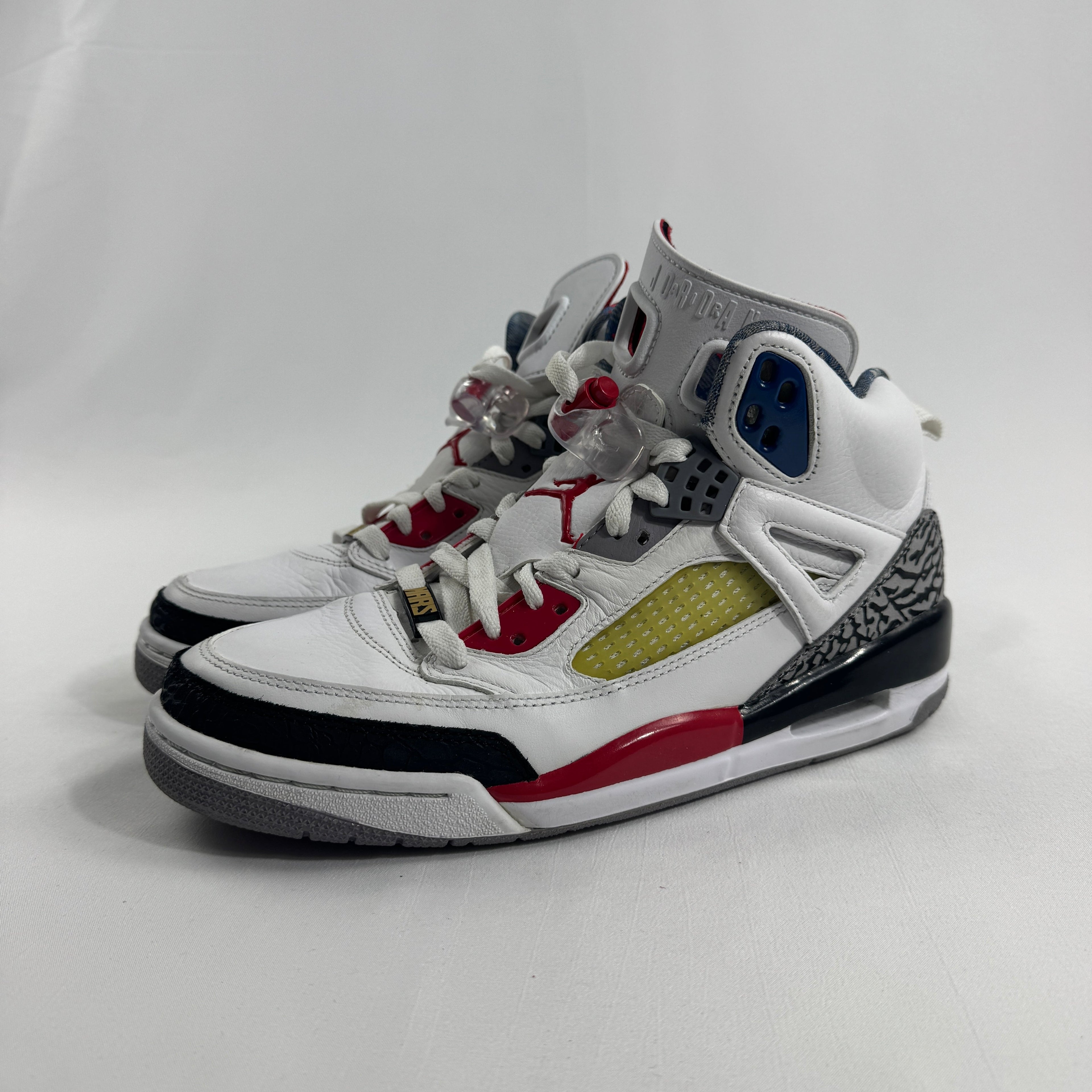 Jordan Spizike “Mars / Do You Know” is a unique hybrid sneaker that combines elements from several iconic Air Jordan models,
