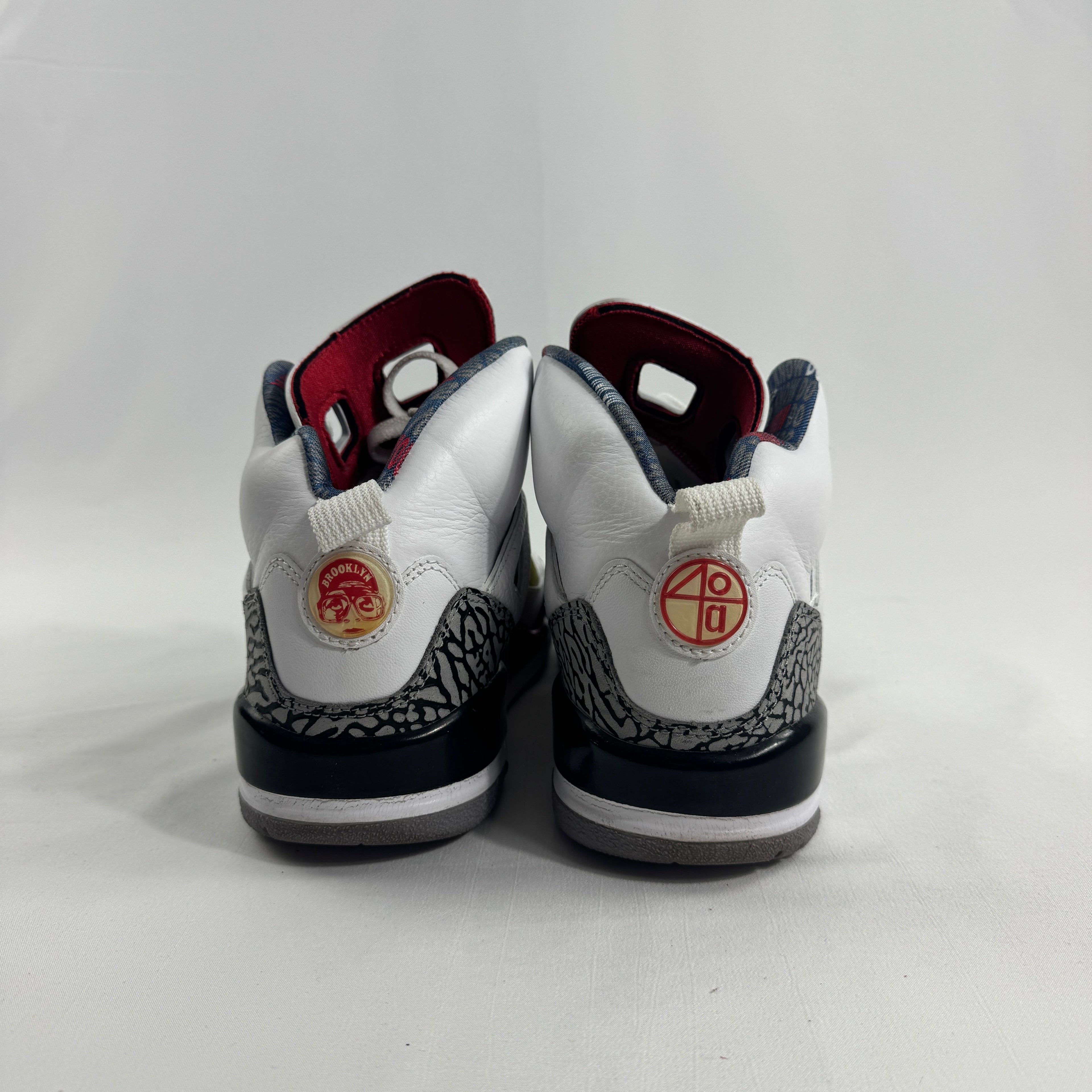 Jordan Spizike “Mars / Do You Know” is a unique hybrid sneaker that combines elements from several iconic Air Jordan models,