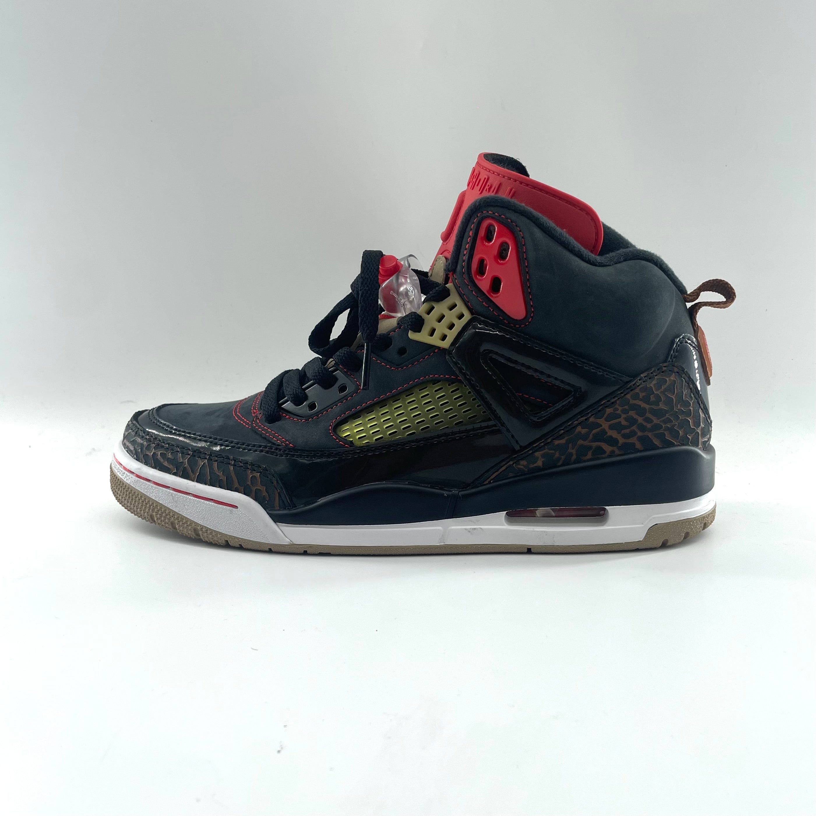 Jordan Spizike New York Knicks In Size UK7. Worn Once