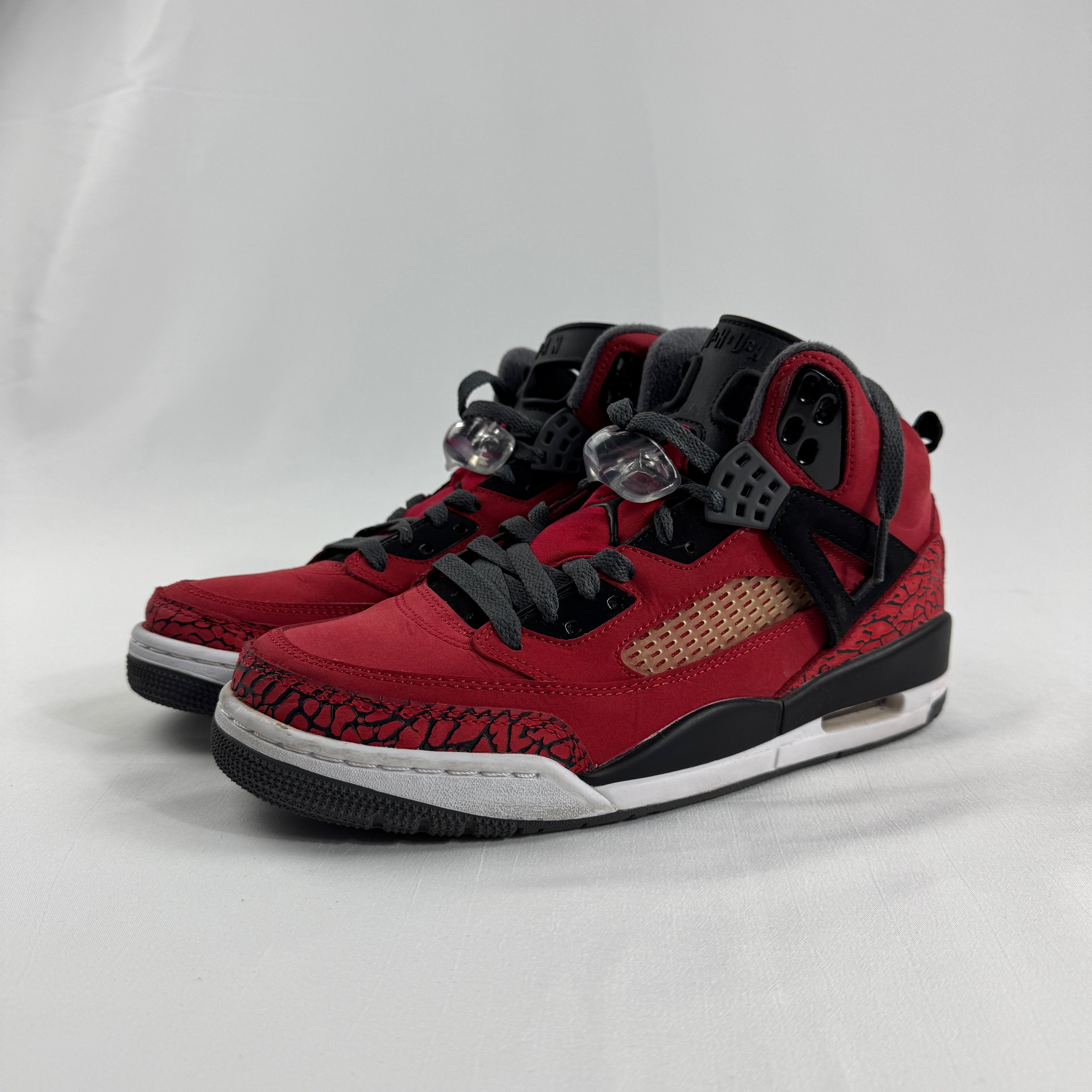 The Jordan Spiz'ike "Toro Bravo" is a bold hybrid sneaker that blends design elements from multiple iconic Air Jordan