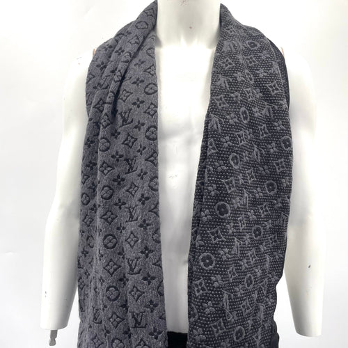 LOUIS VUITTON MONOGRAM SCARF REVERSIBLE